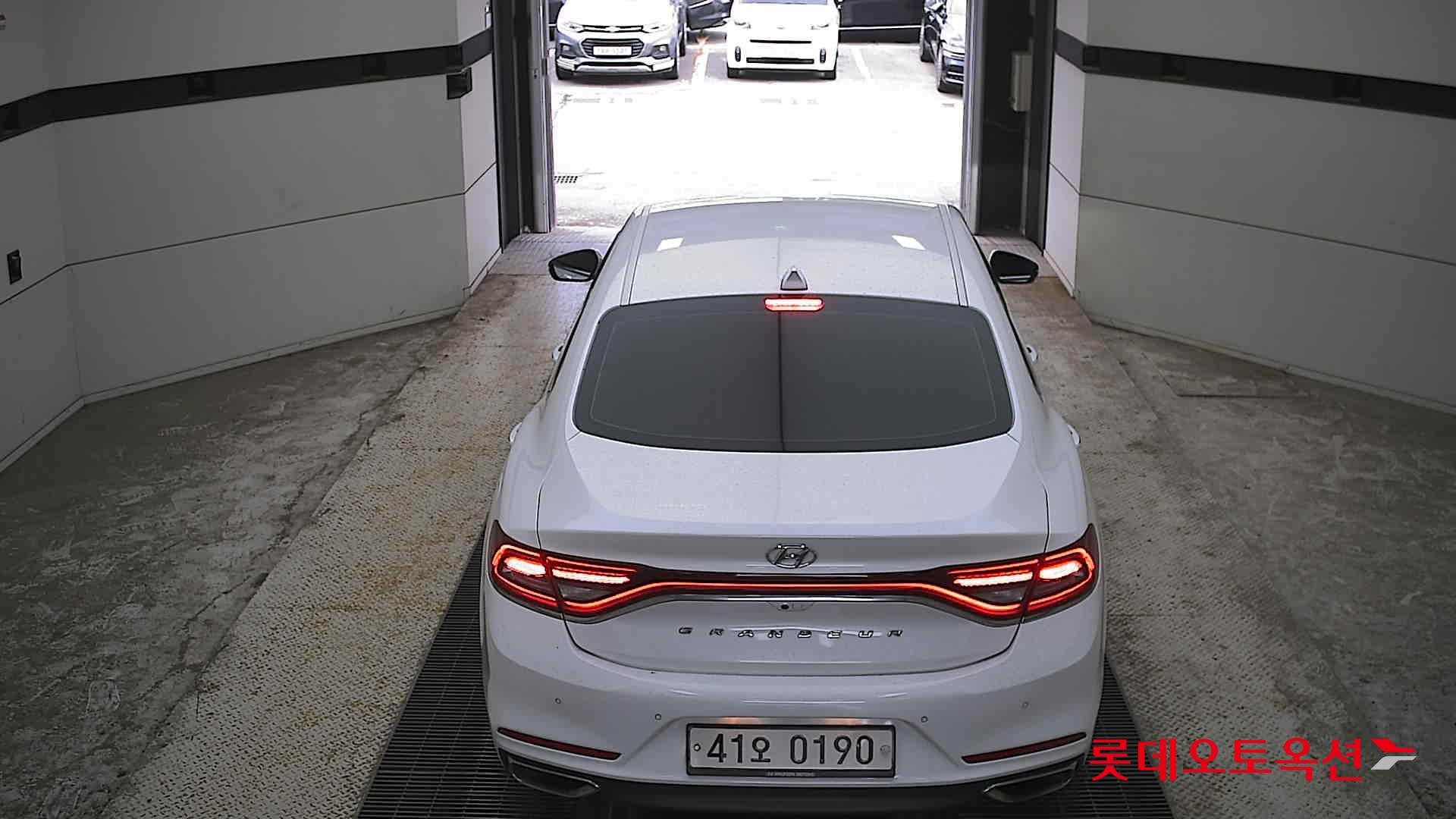 2017 - hyundai grandeur