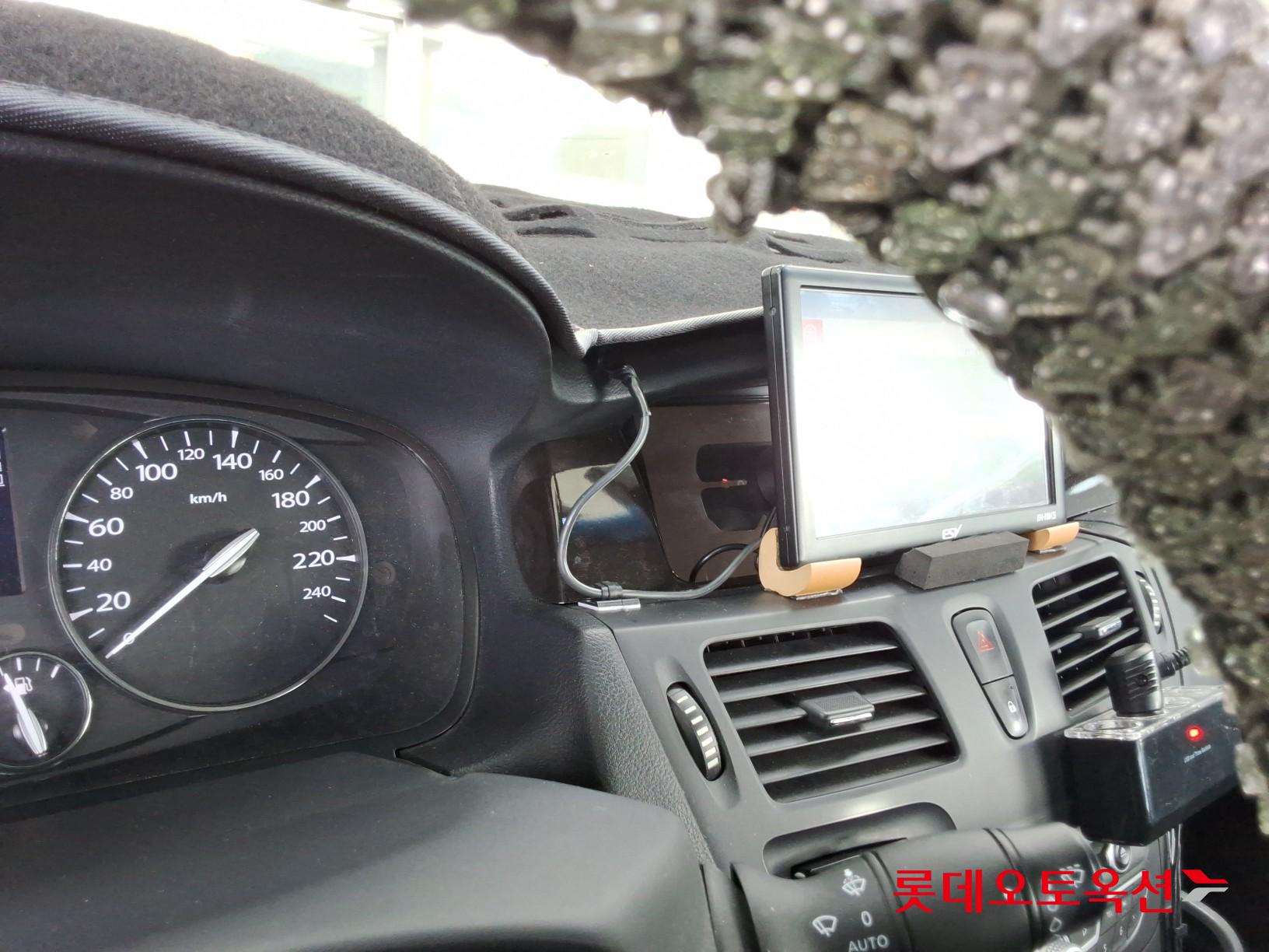 2012 - renault samsung sm5