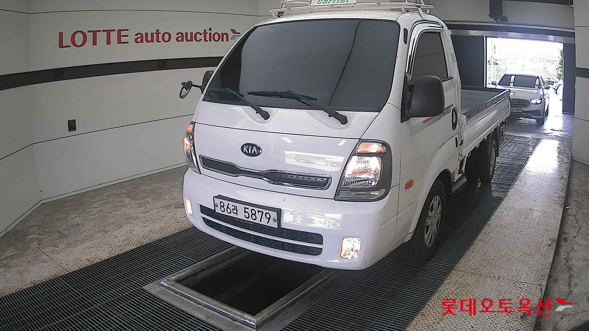 2021 - kia bongo