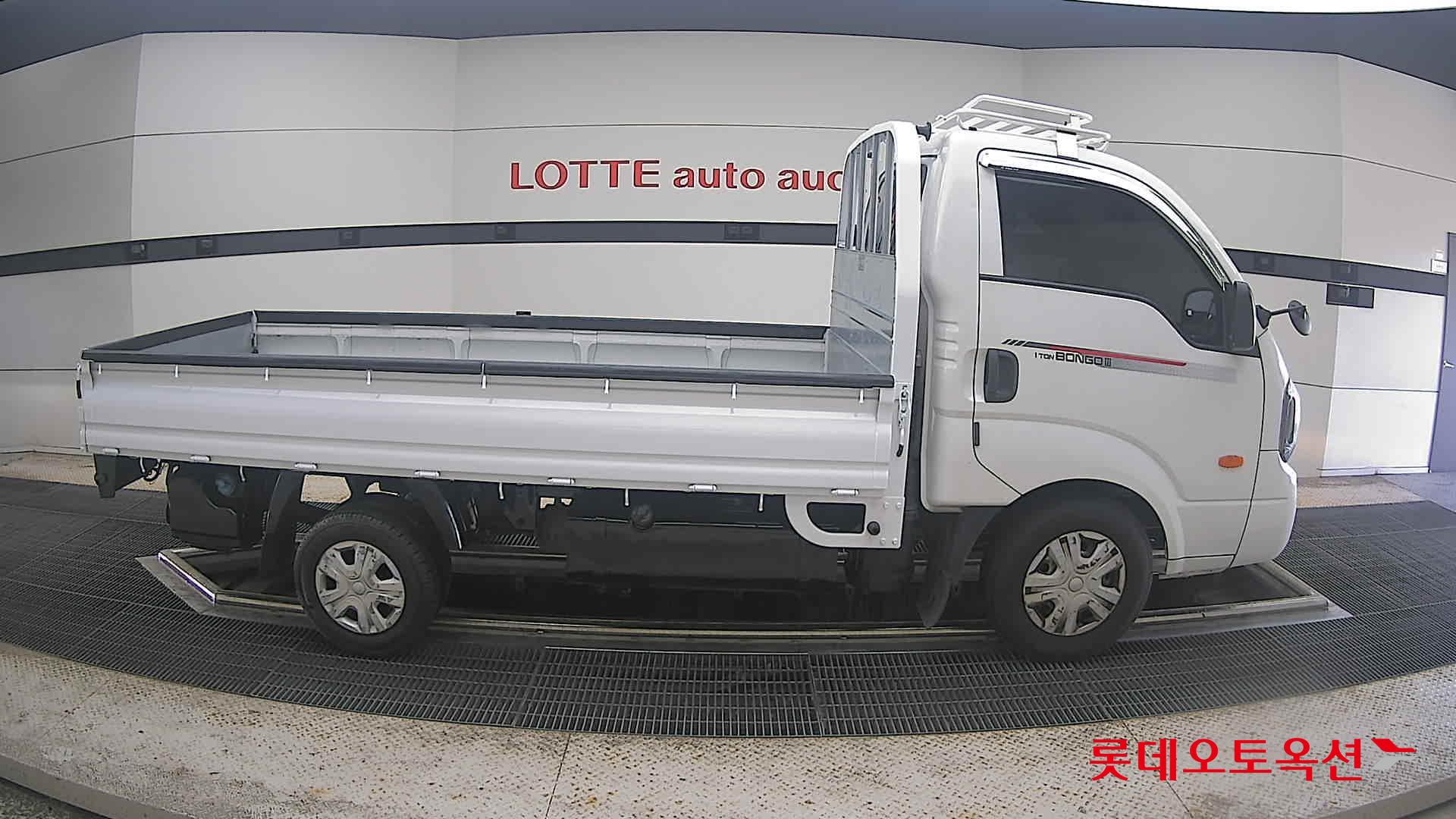 2021 - kia bongo