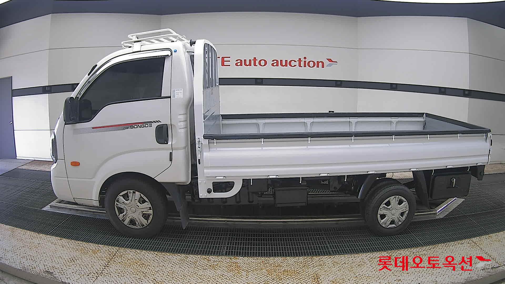 2021 - kia bongo