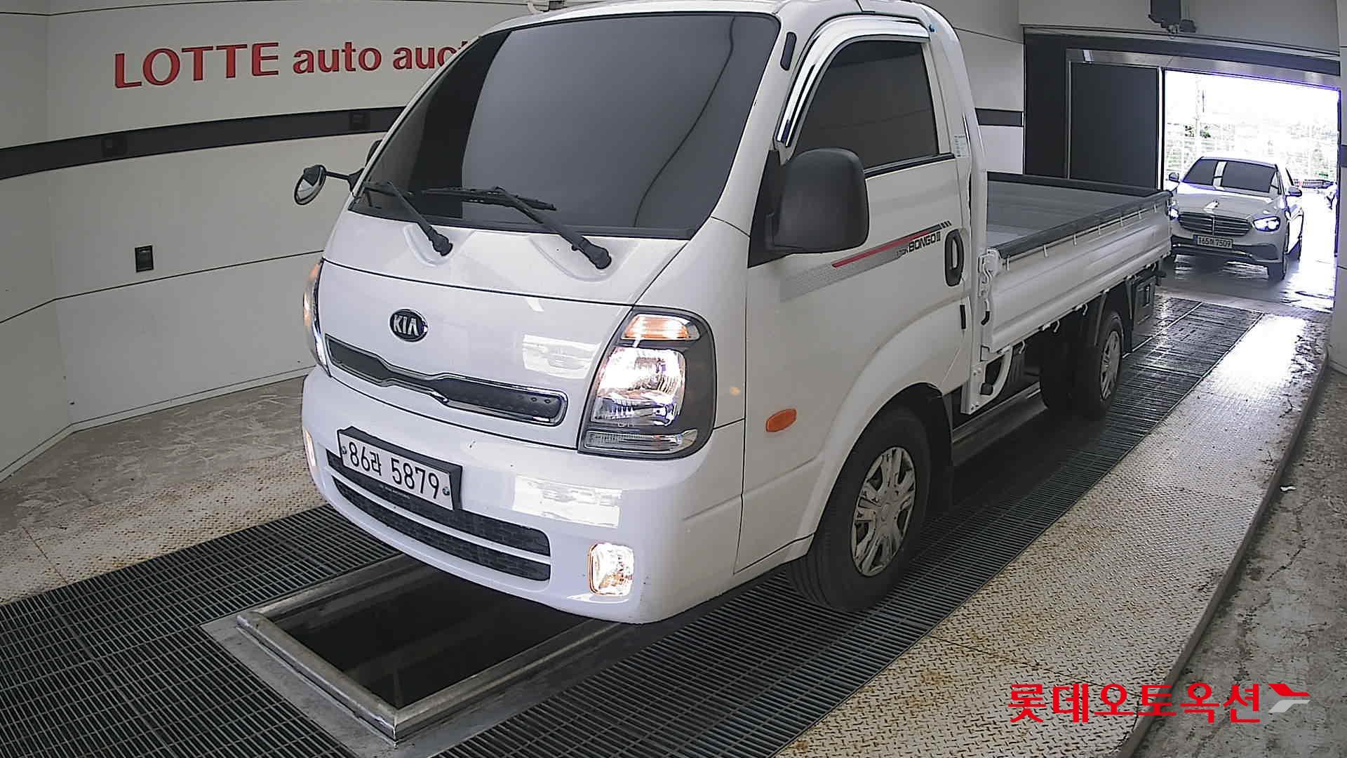 2021 - kia bongo