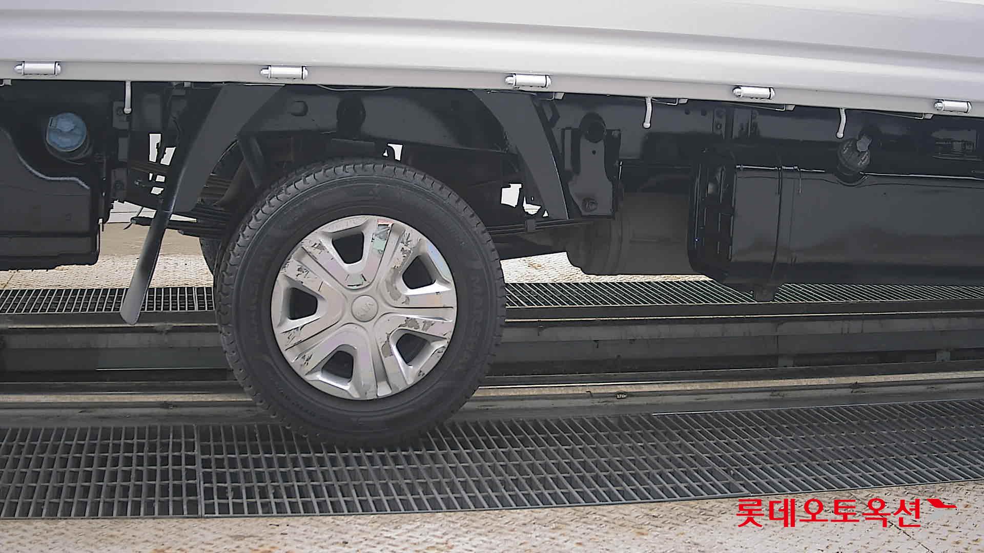 2021 - kia bongo