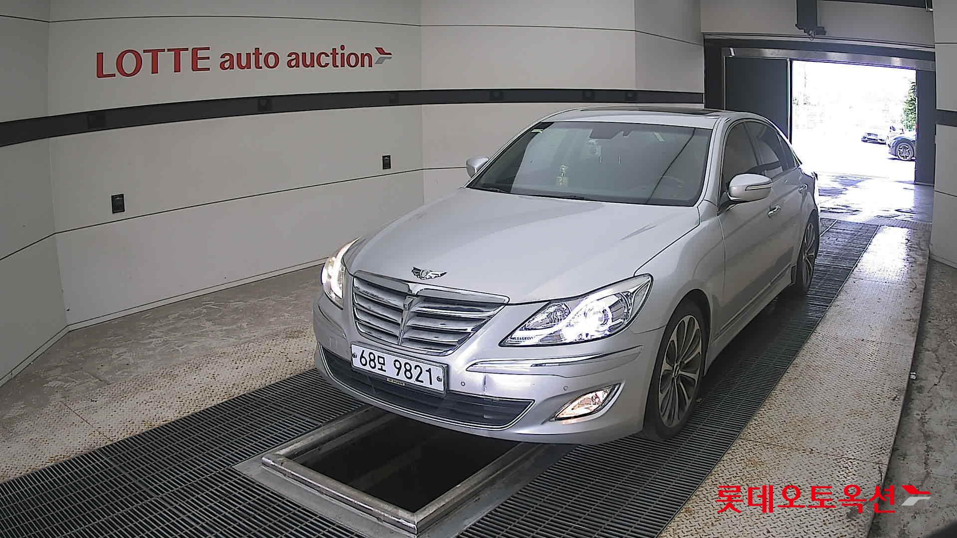 2013 - genesis (g) 3.8 prestige