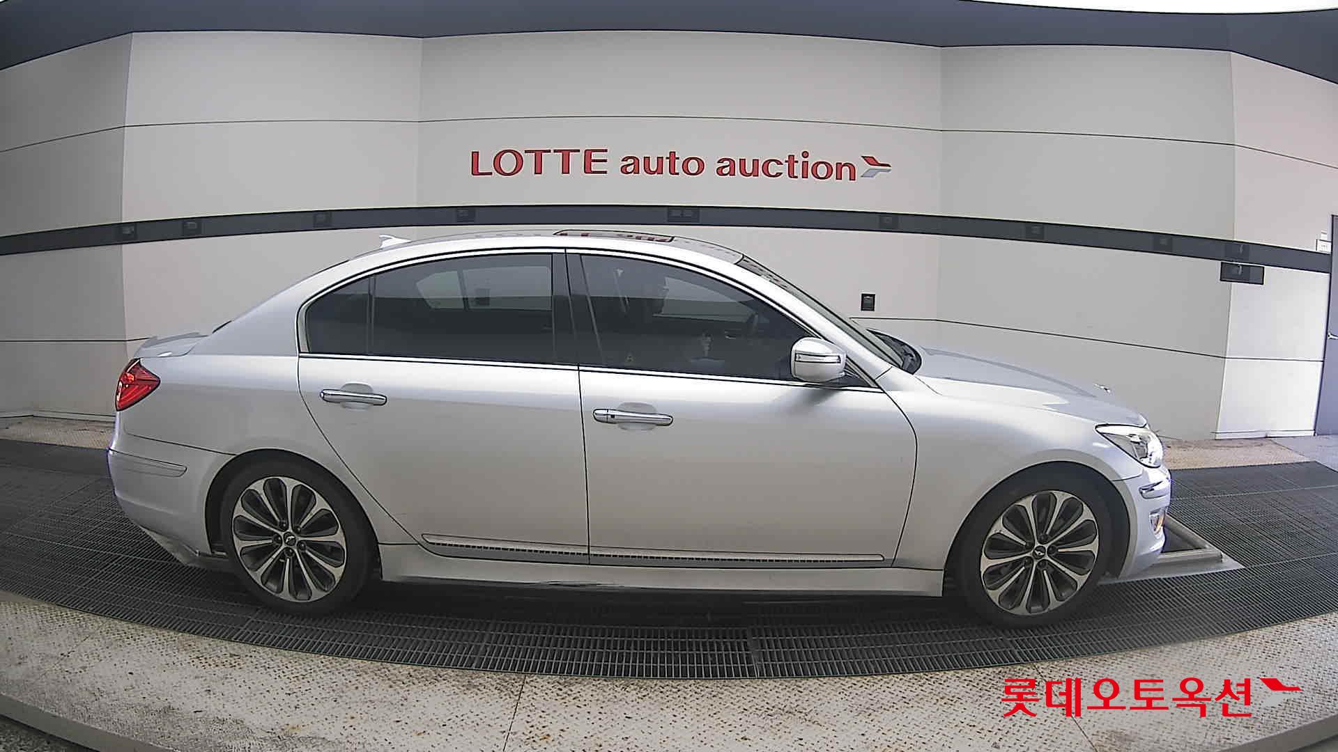 2013 - genesis (g) 3.8 prestige