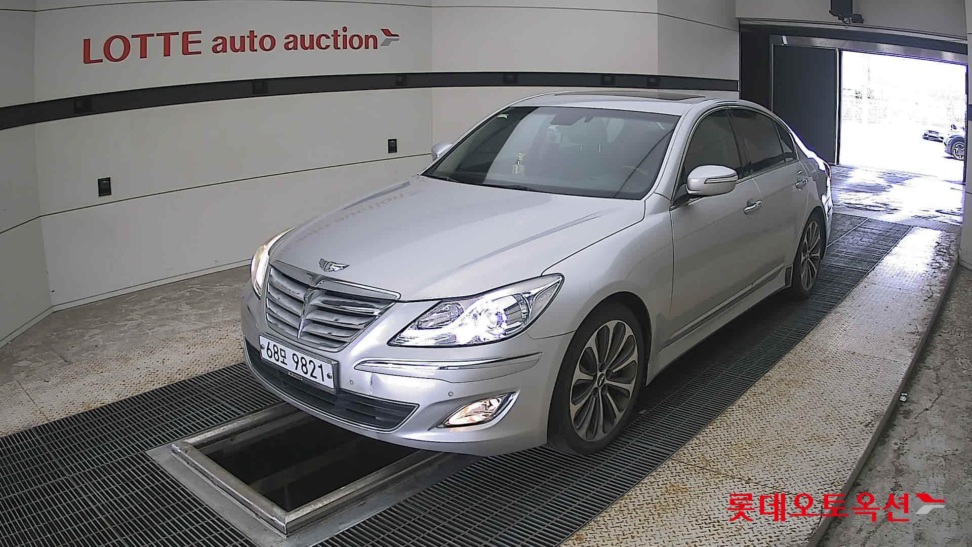 2013 - genesis (g) 3.8 prestige