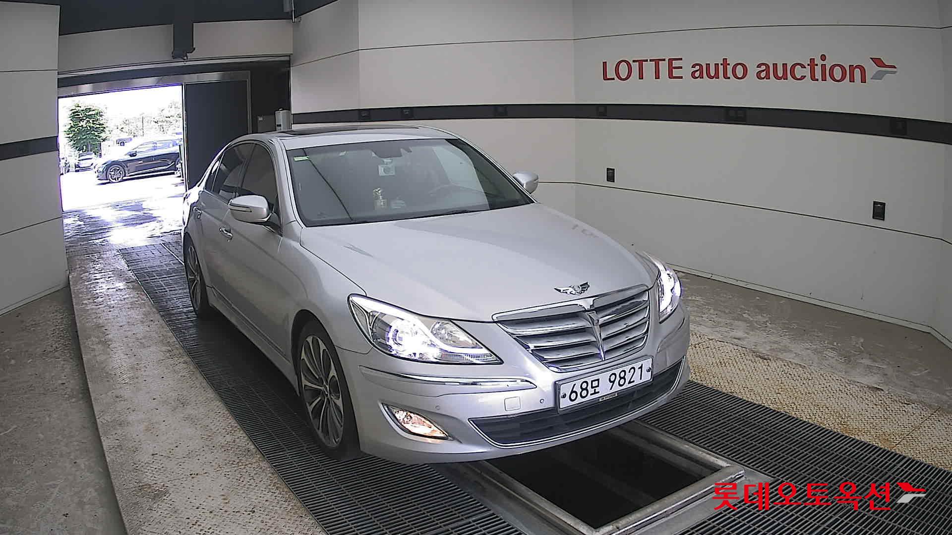 2013 - genesis (g) 3.8 prestige