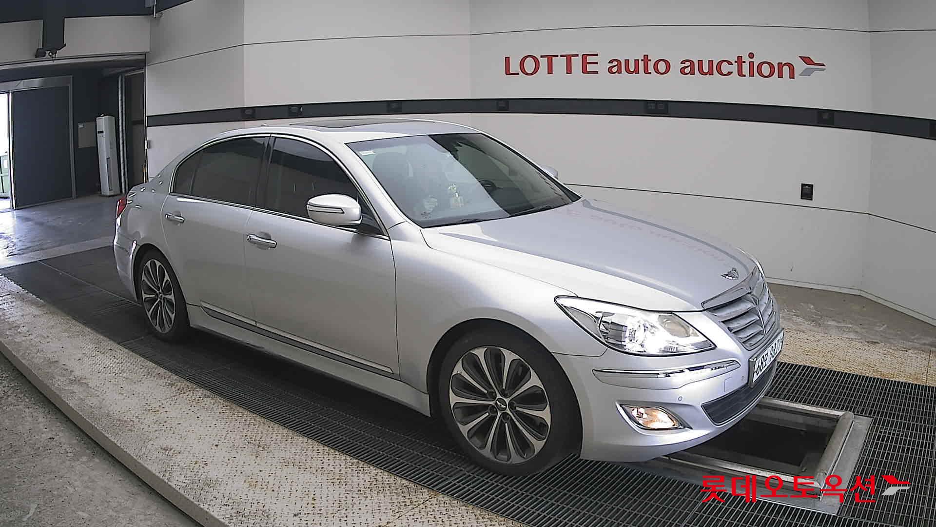 2013 - genesis (g) 3.8 prestige