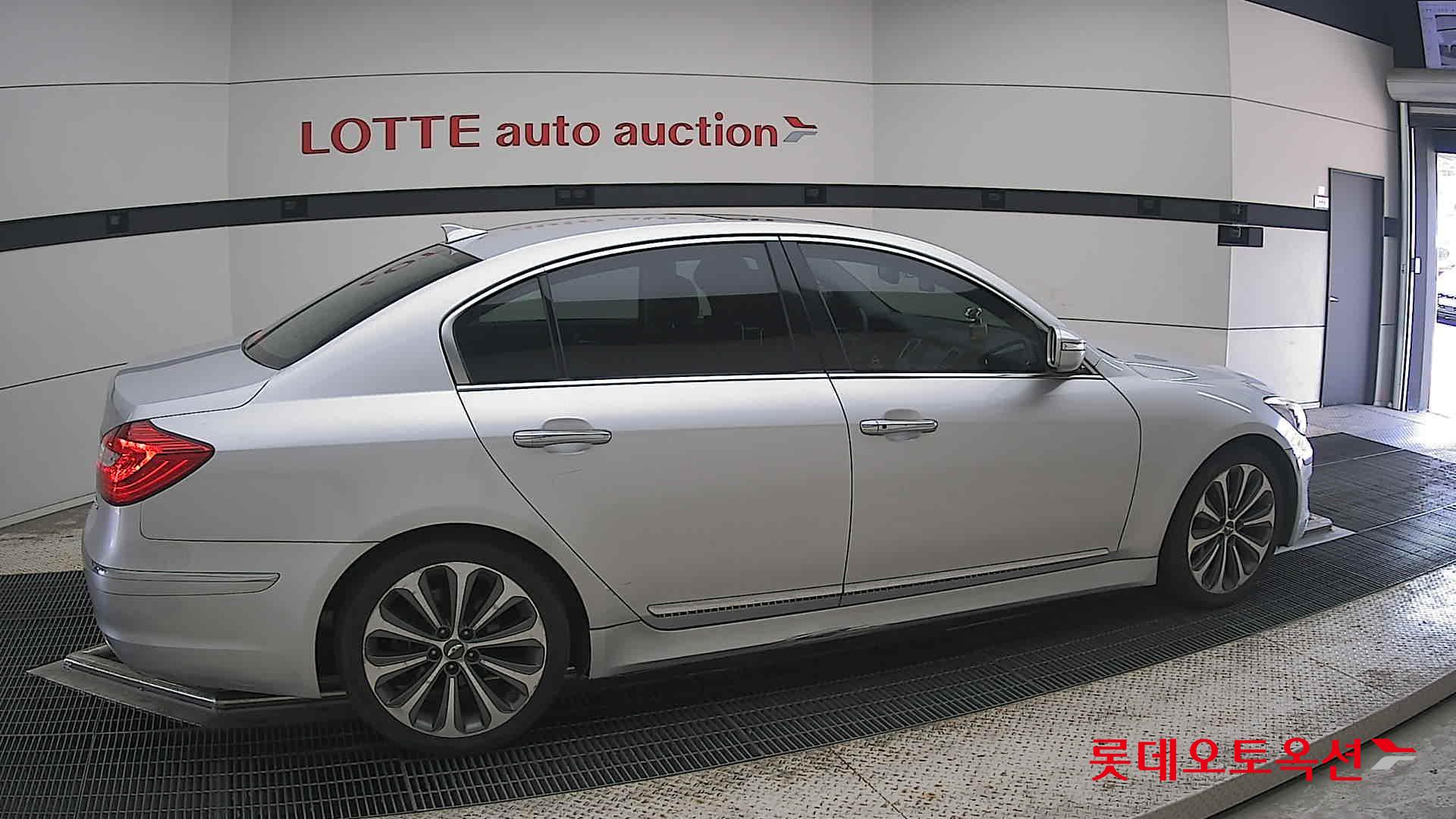 2013 - genesis (g) 3.8 prestige