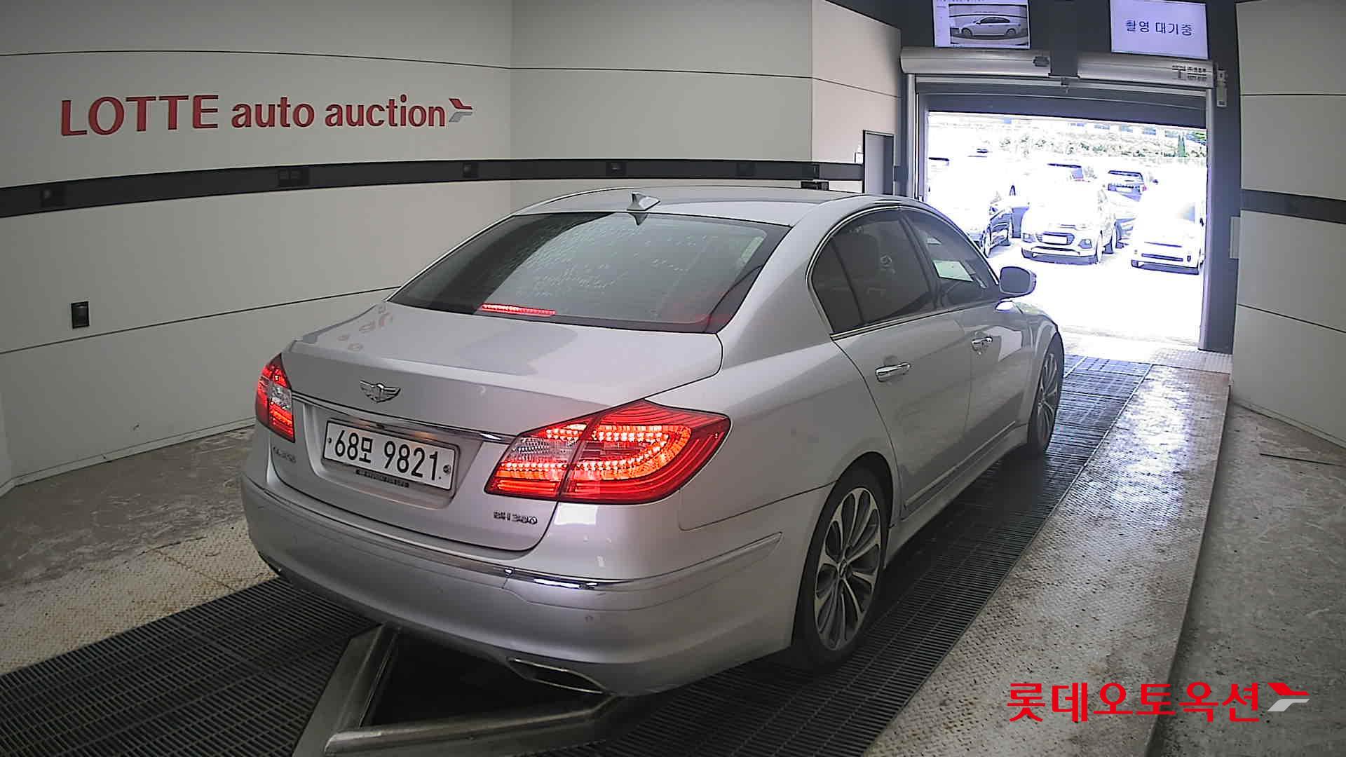 2013 - genesis (g) 3.8 prestige