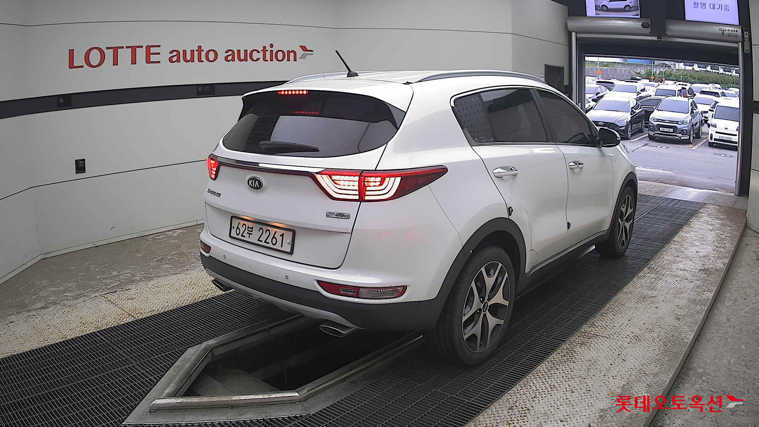 2017 - kia sportage