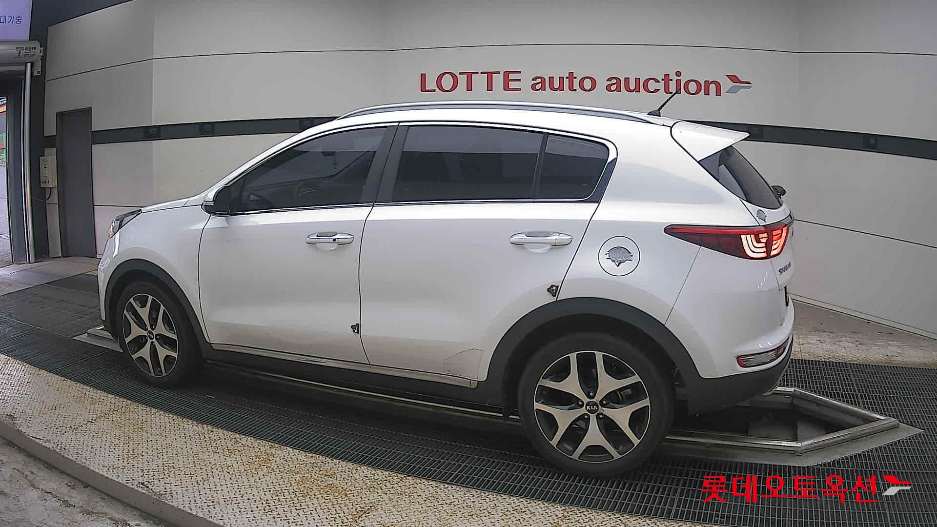 2017 - kia sportage