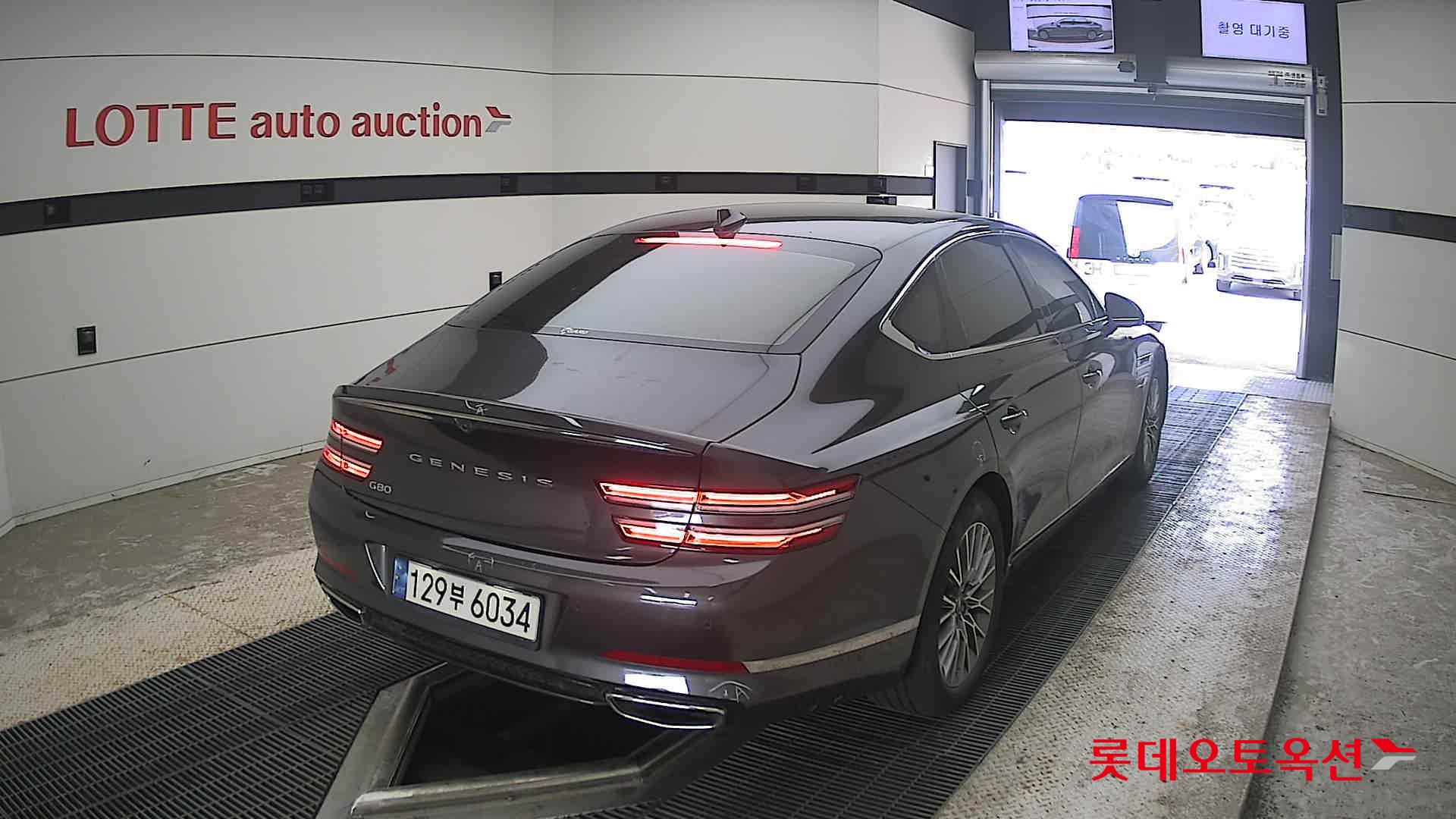 2023 - genesis g80
