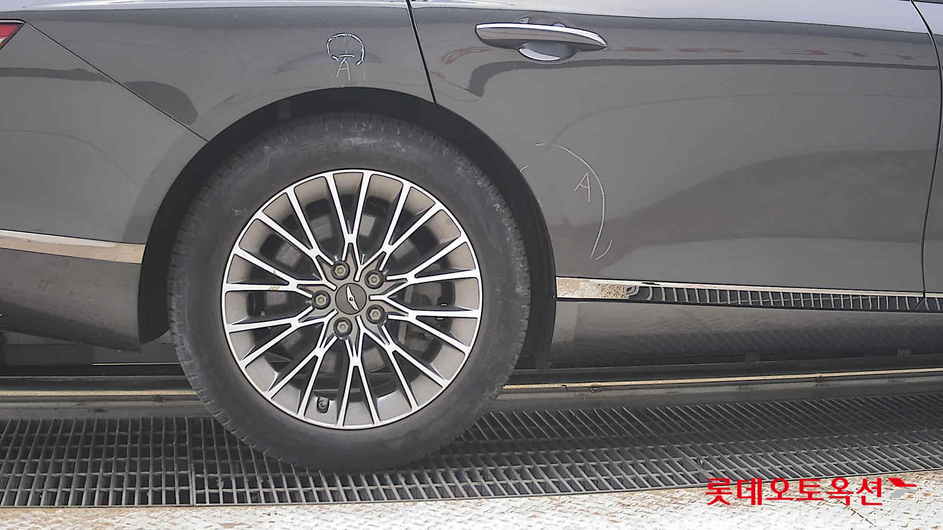 2023 - genesis g80