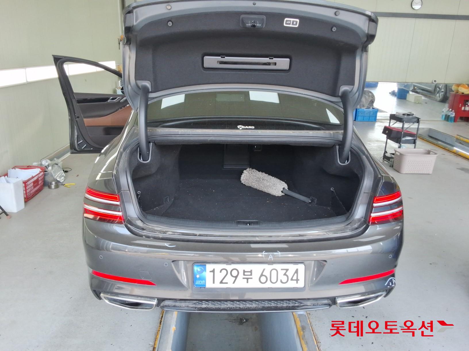 2023 - genesis g80