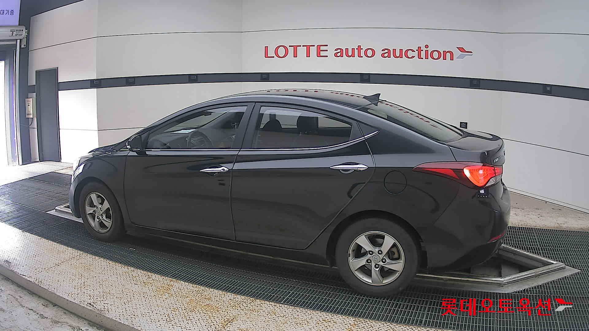 2014 - hyundai avante