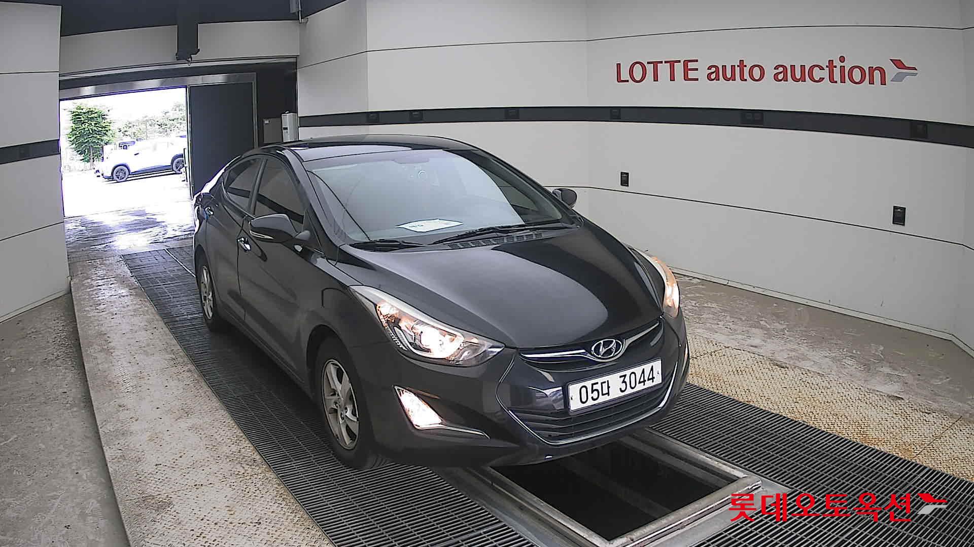2014 - hyundai avante