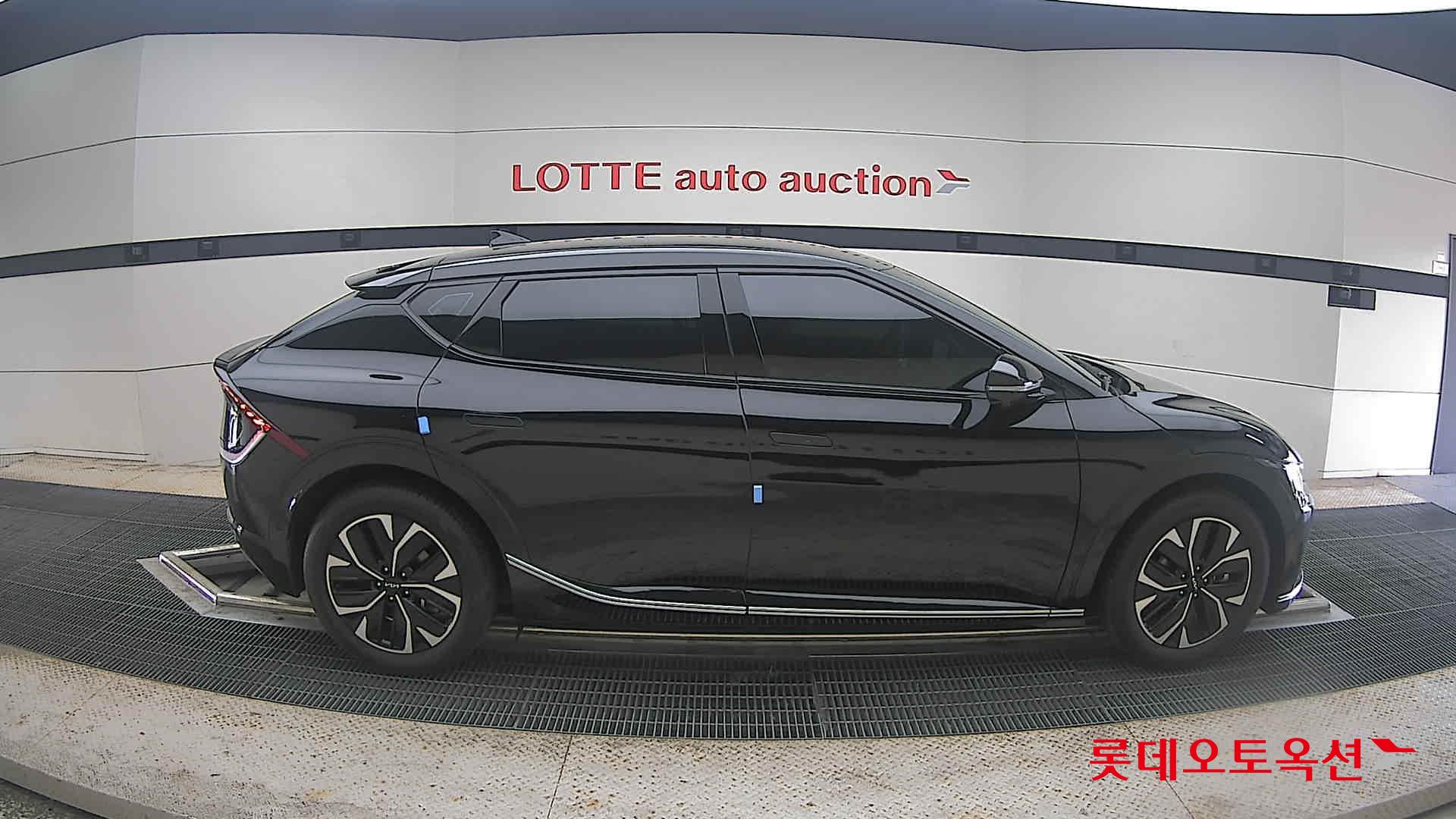 2023 - kia ev6