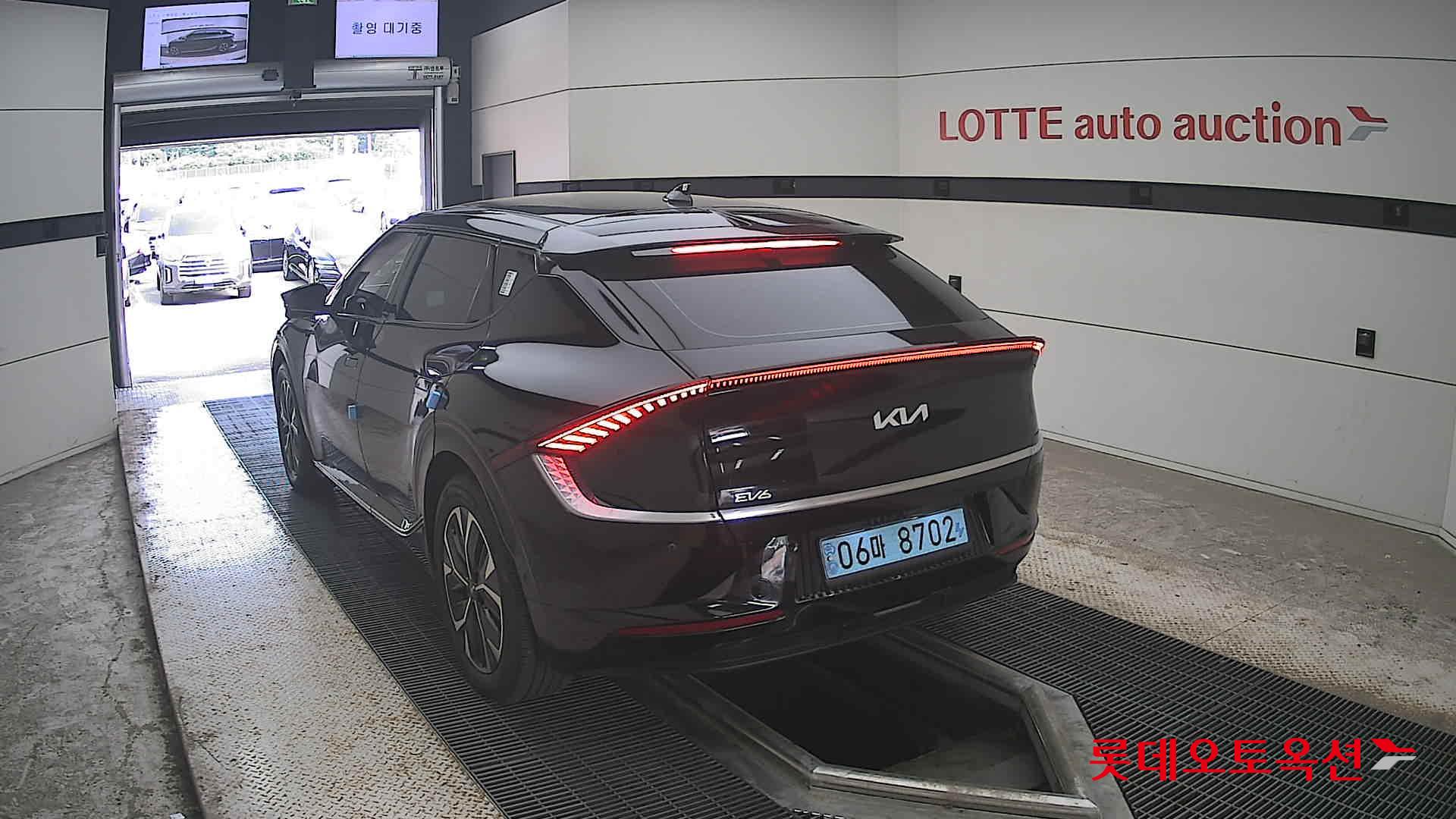 2023 - kia ev6
