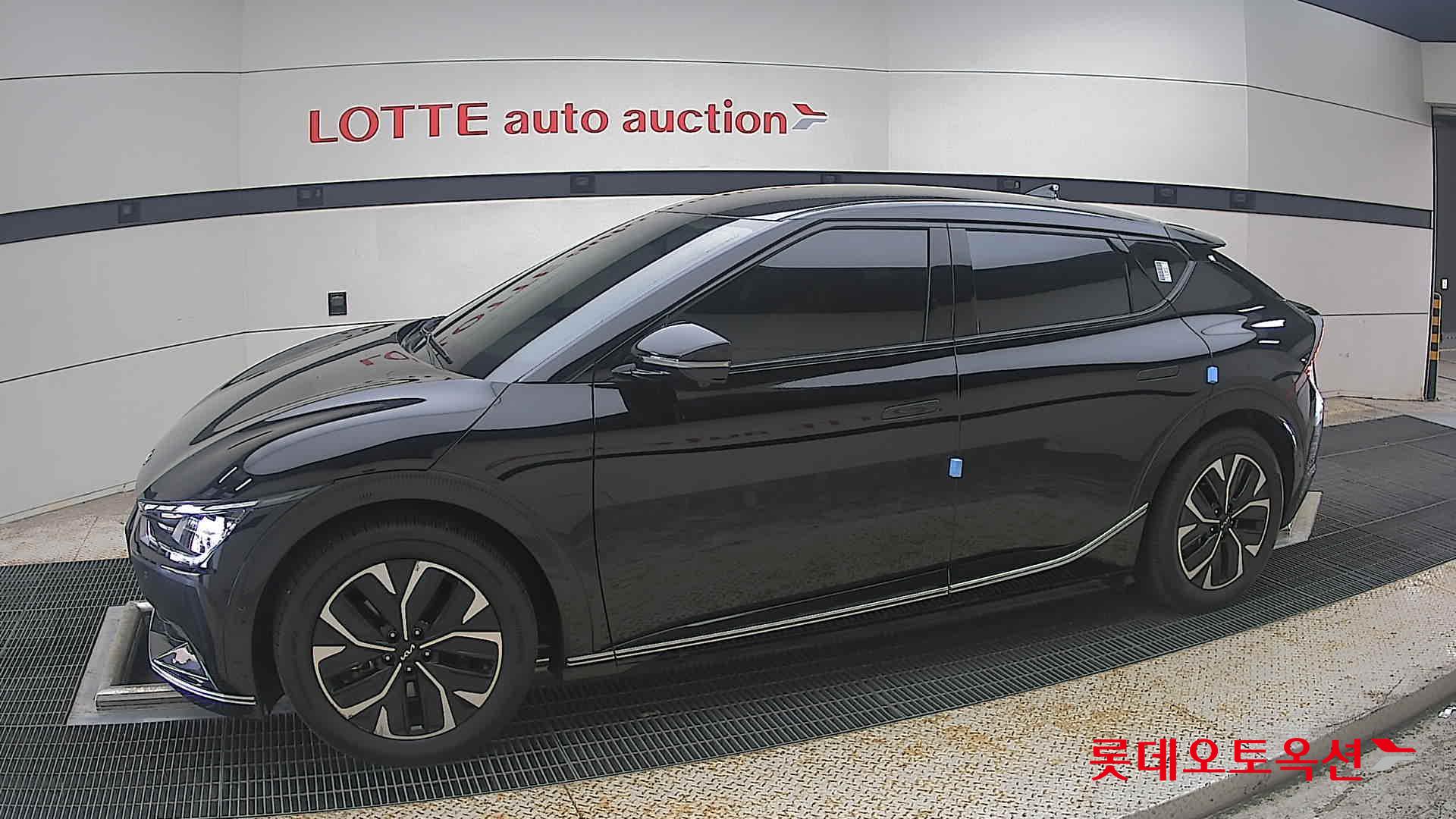 2023 - kia ev6