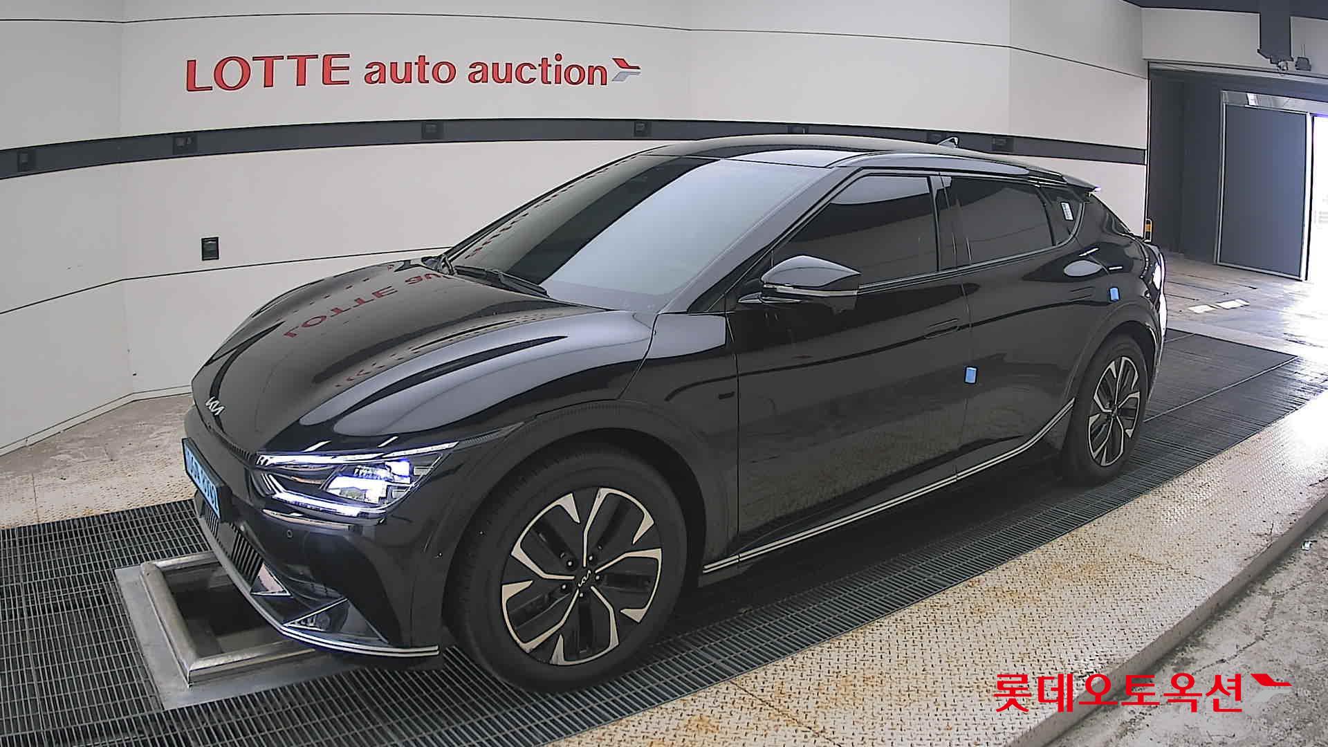 2023 - kia ev6