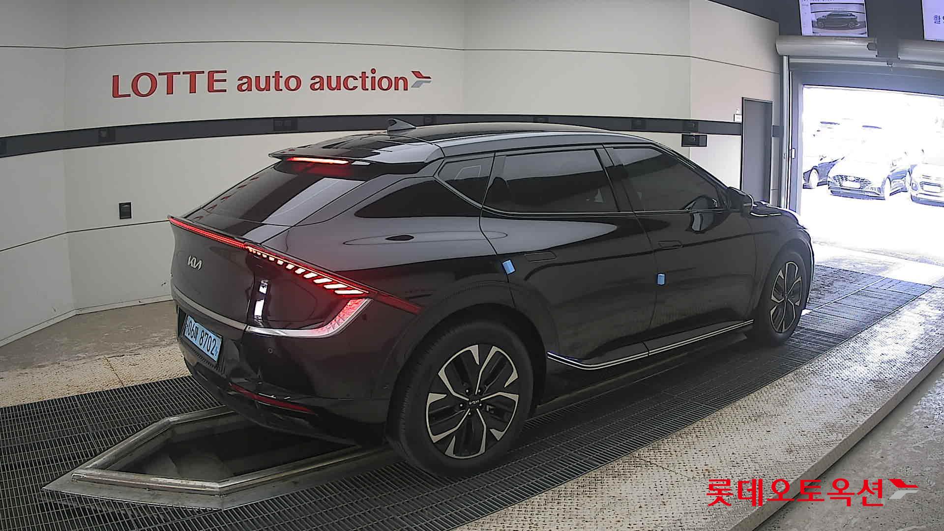 2023 - kia ev6