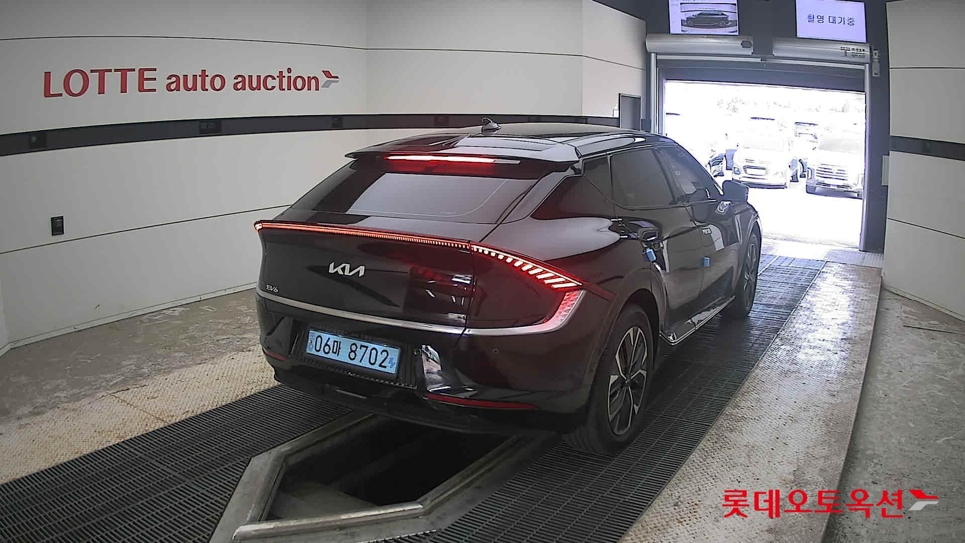 2023 - kia ev6