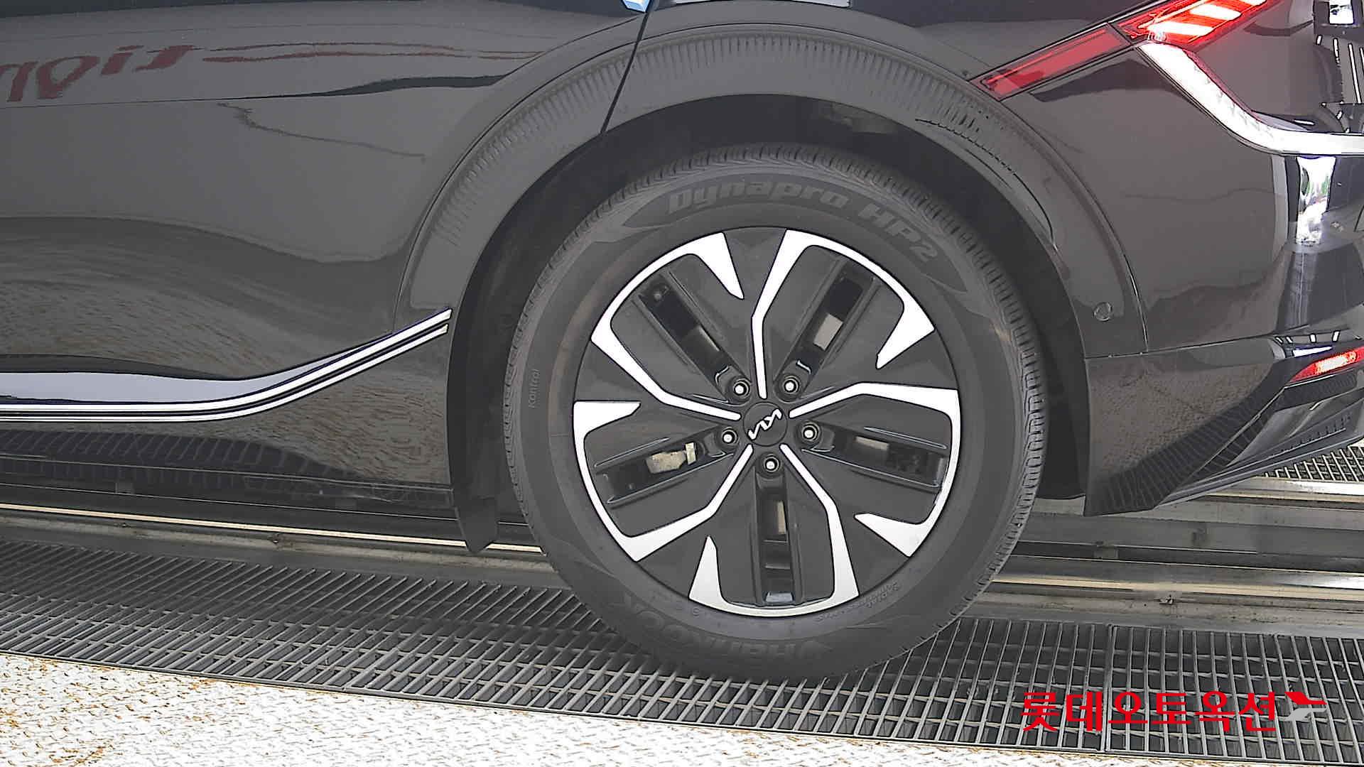 2023 - kia ev6