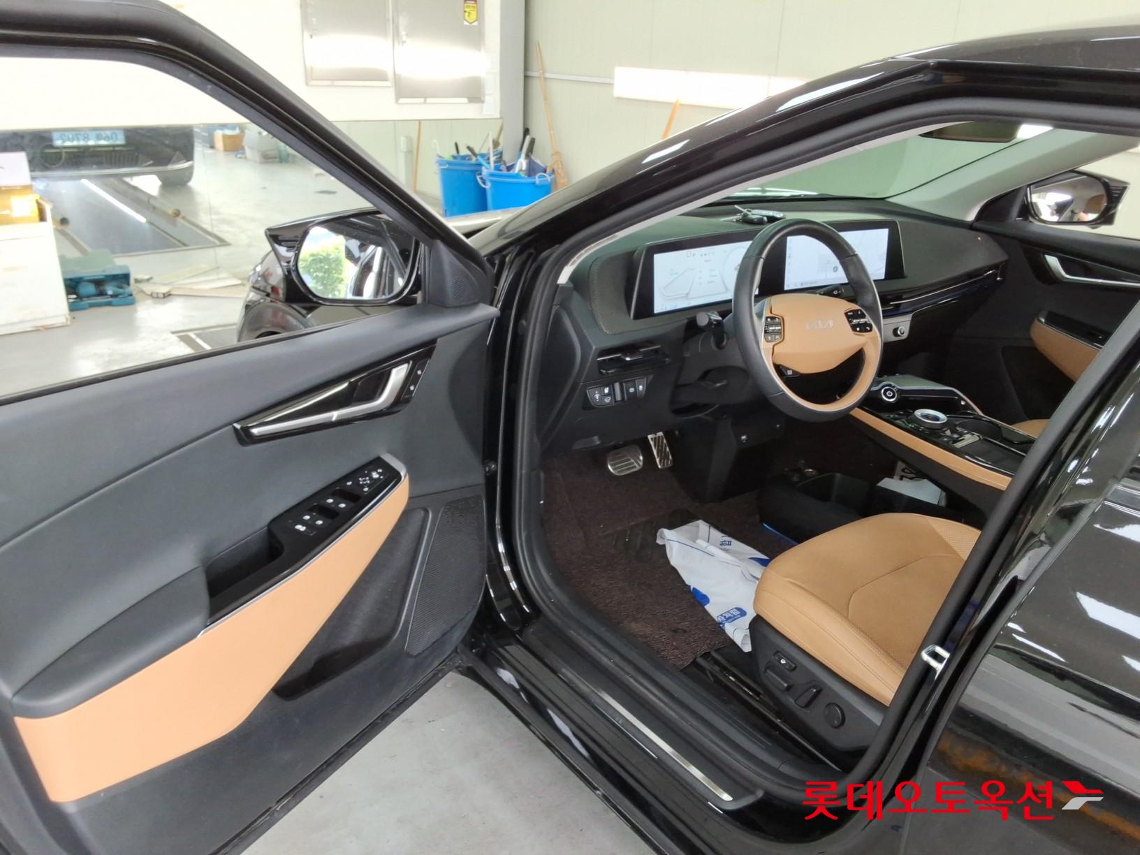 2023 - kia ev6