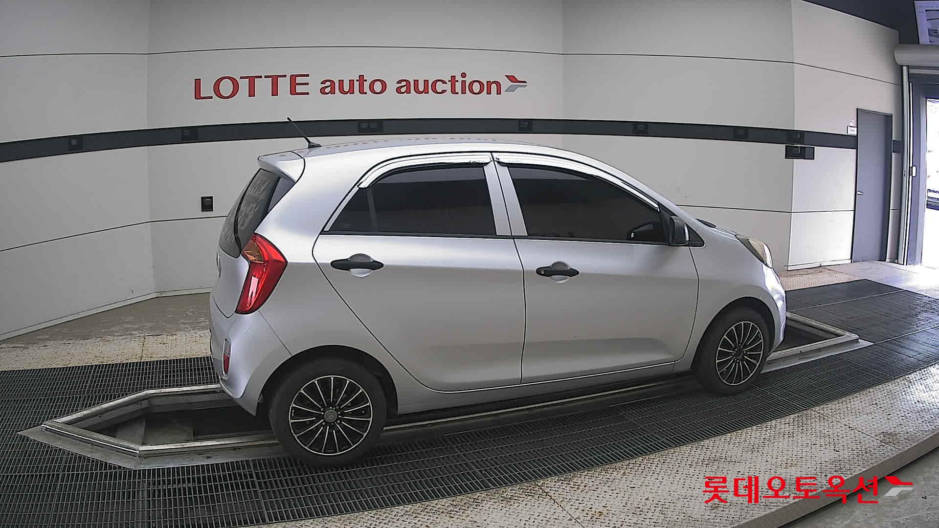 2012 - kia morning