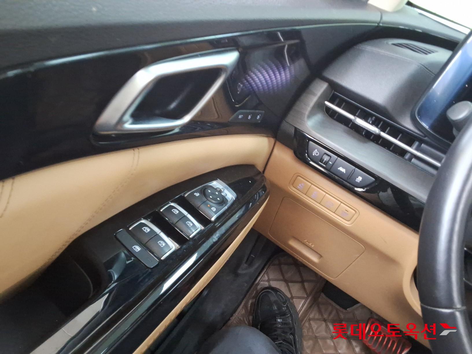 2021 - kia carnival