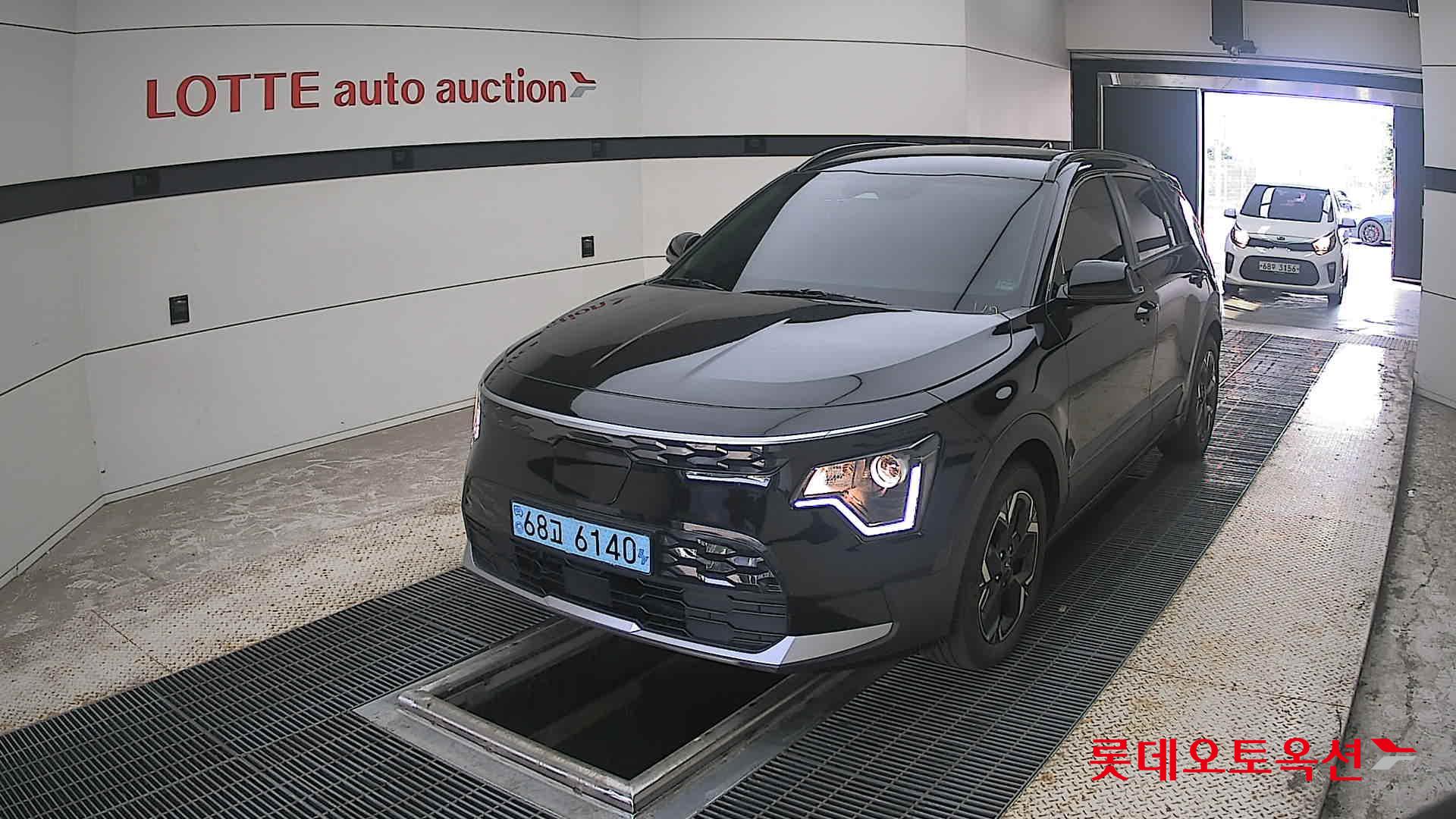 2023 - kia niro
