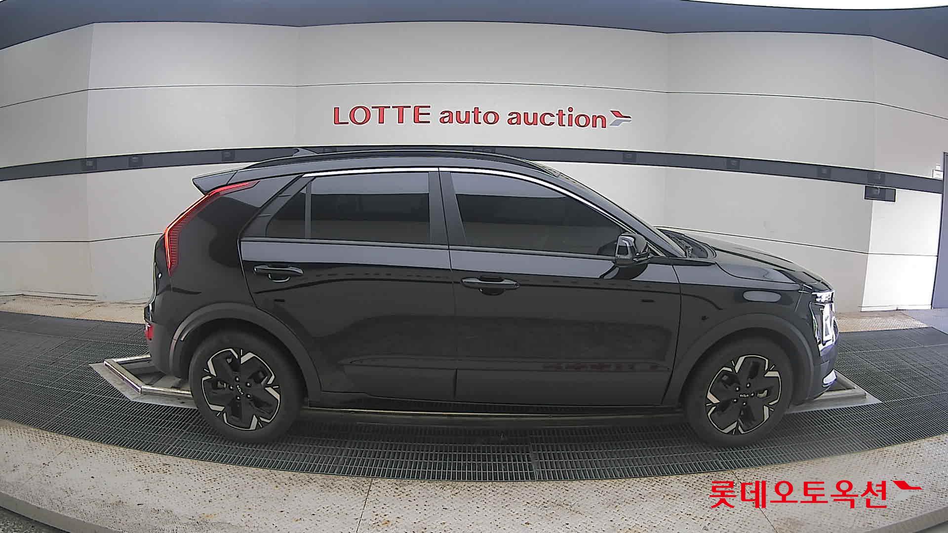 2023 - kia niro