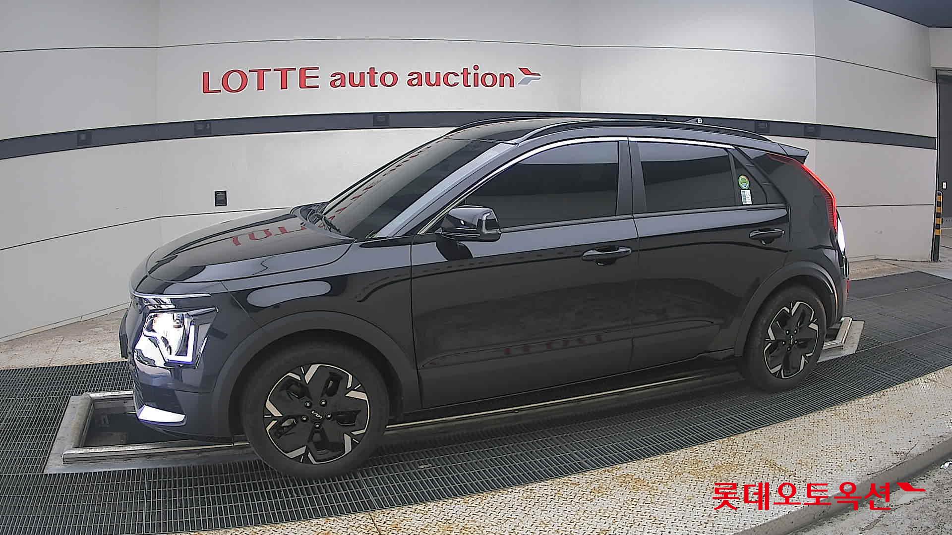 2023 - kia niro
