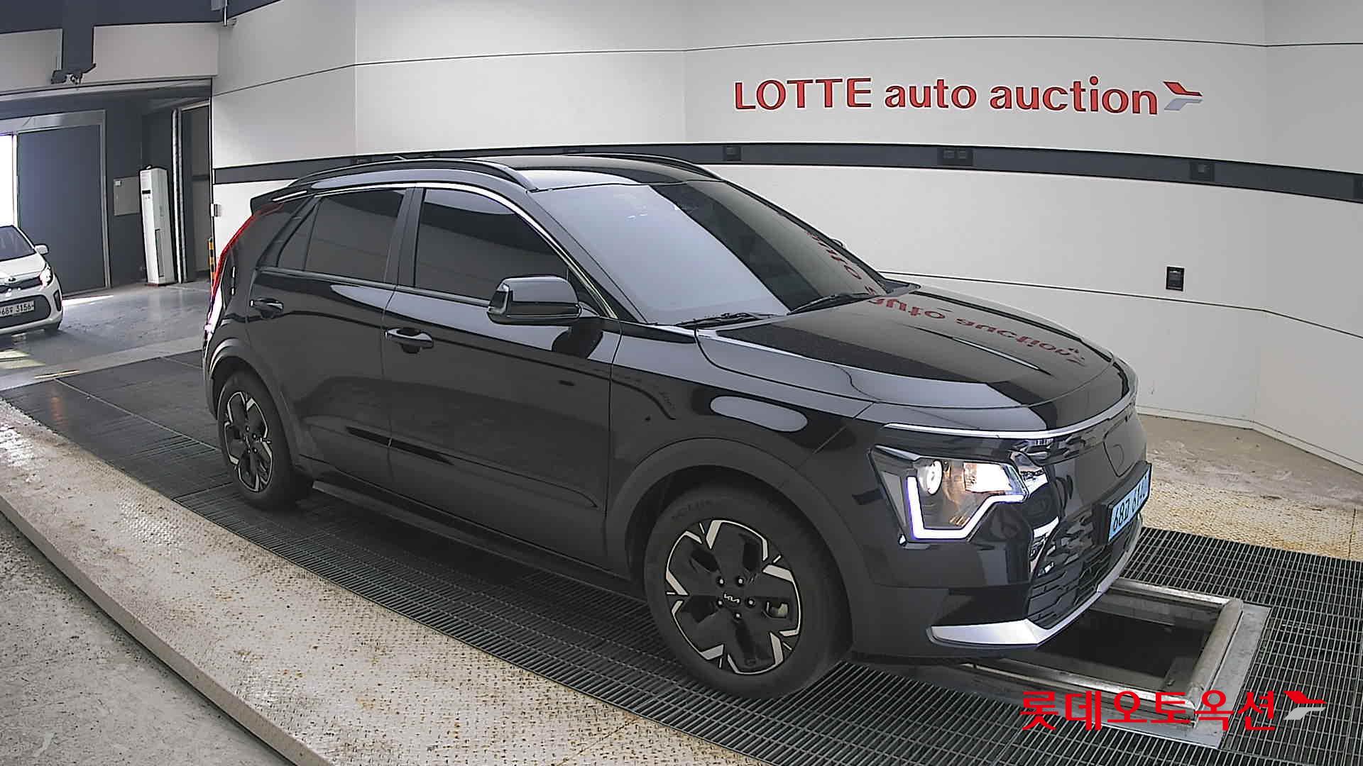 2023 - kia niro
