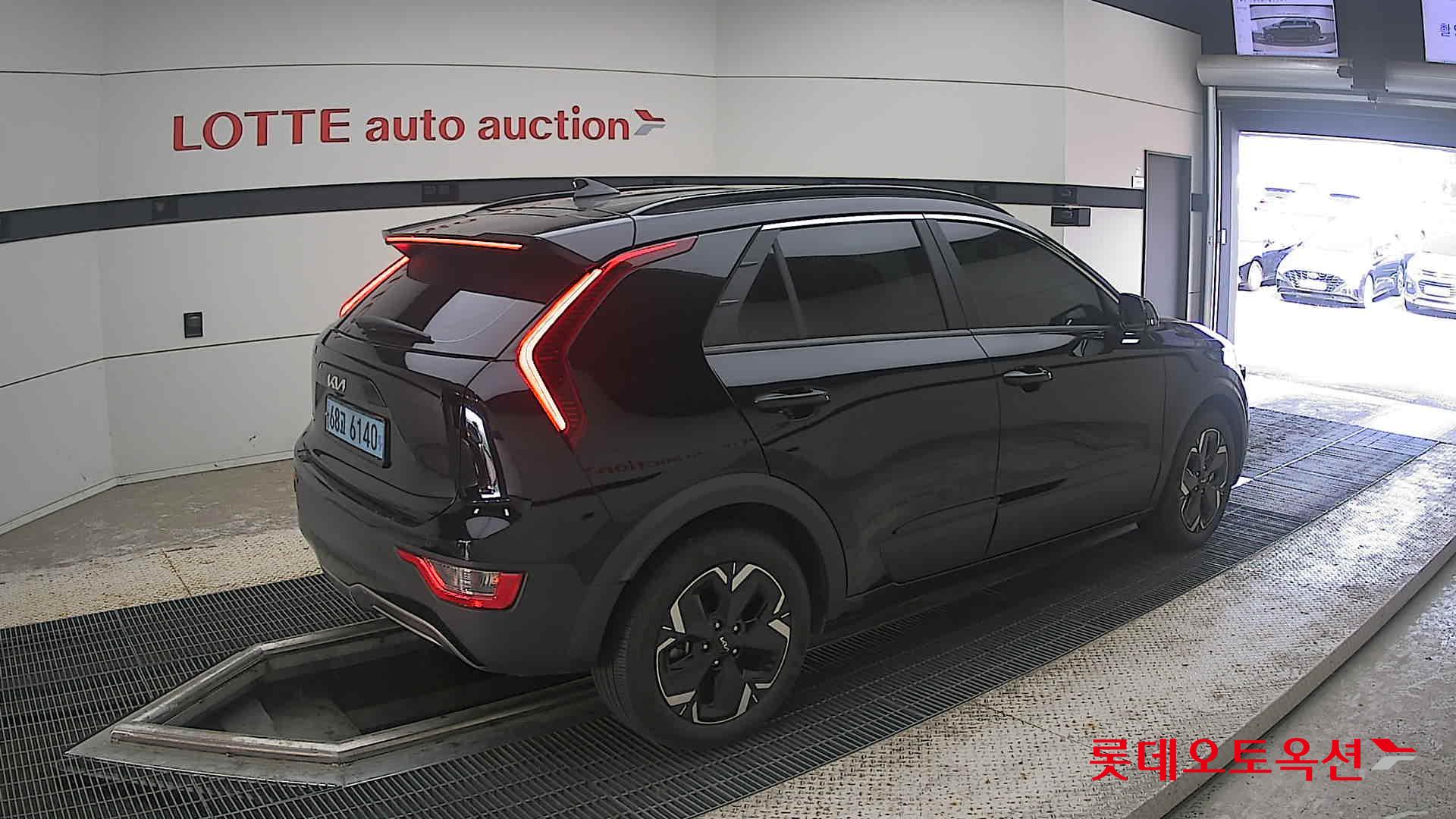 2023 - kia niro