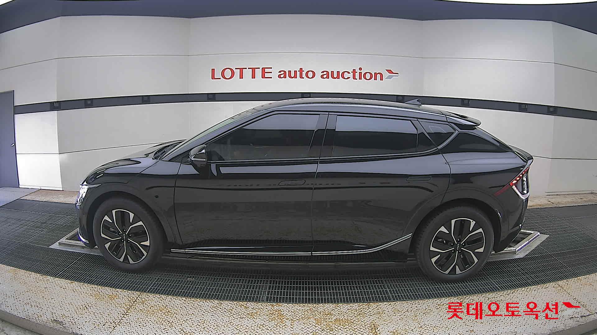 2023 - kia ev6