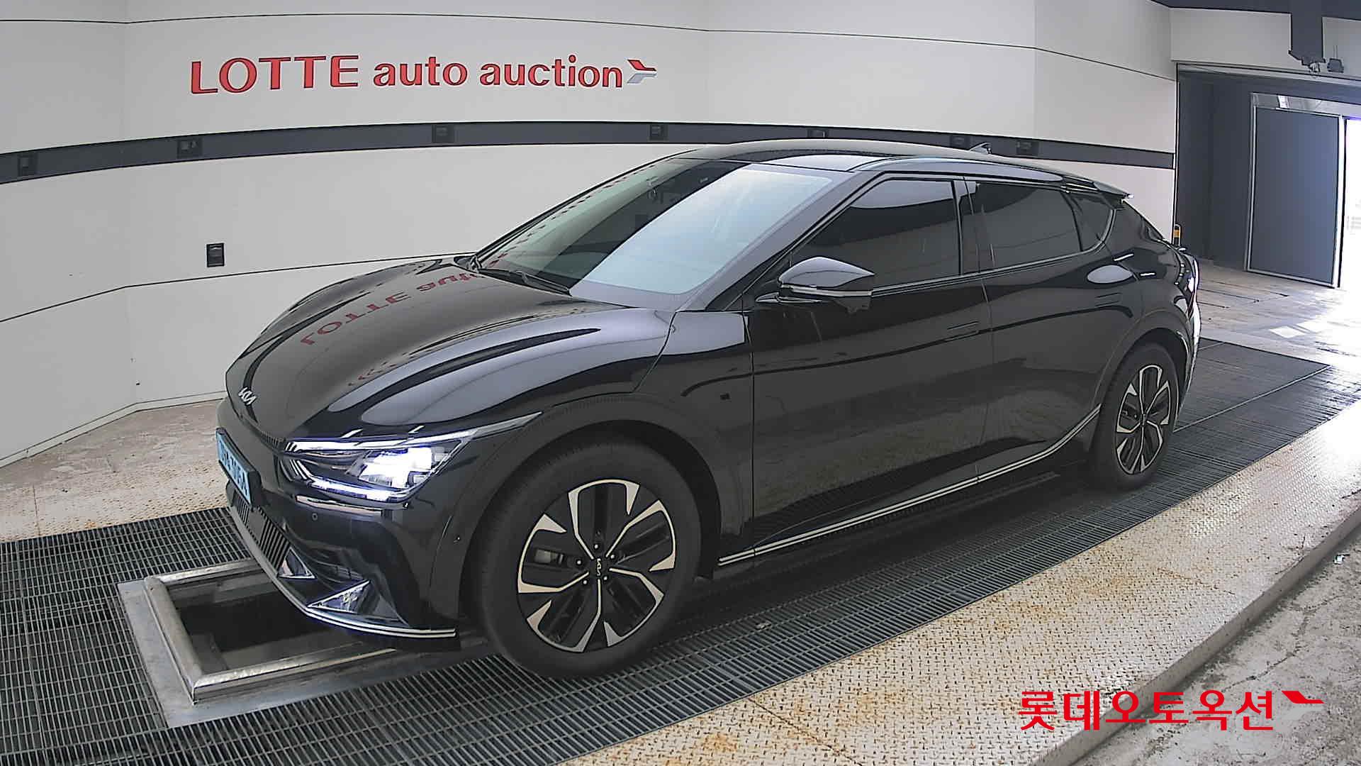 2023 - kia ev6