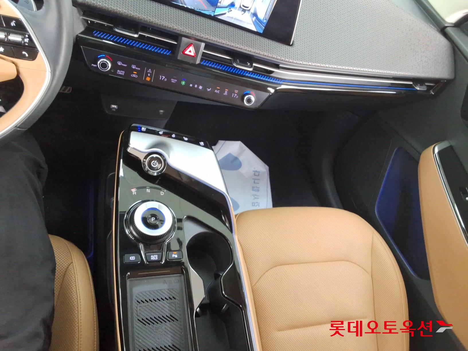 2023 - kia ev6