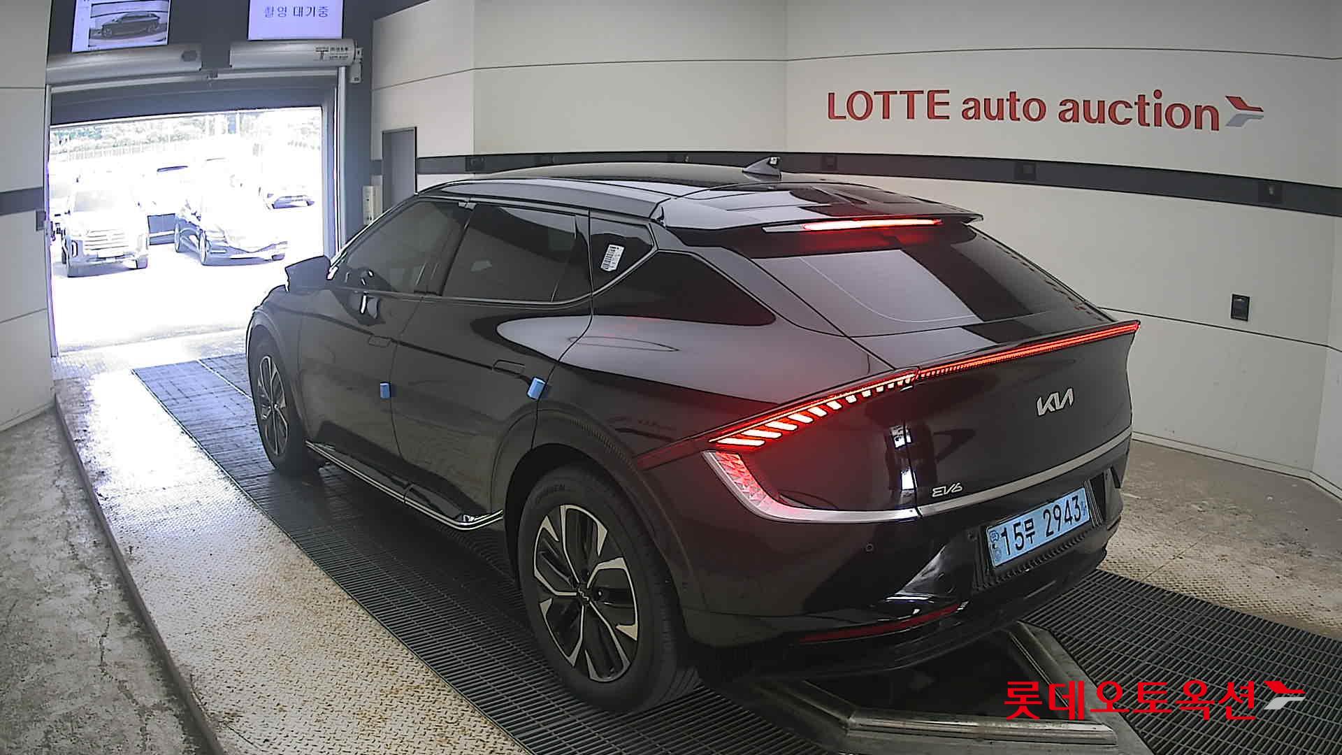 2023 - kia ev6