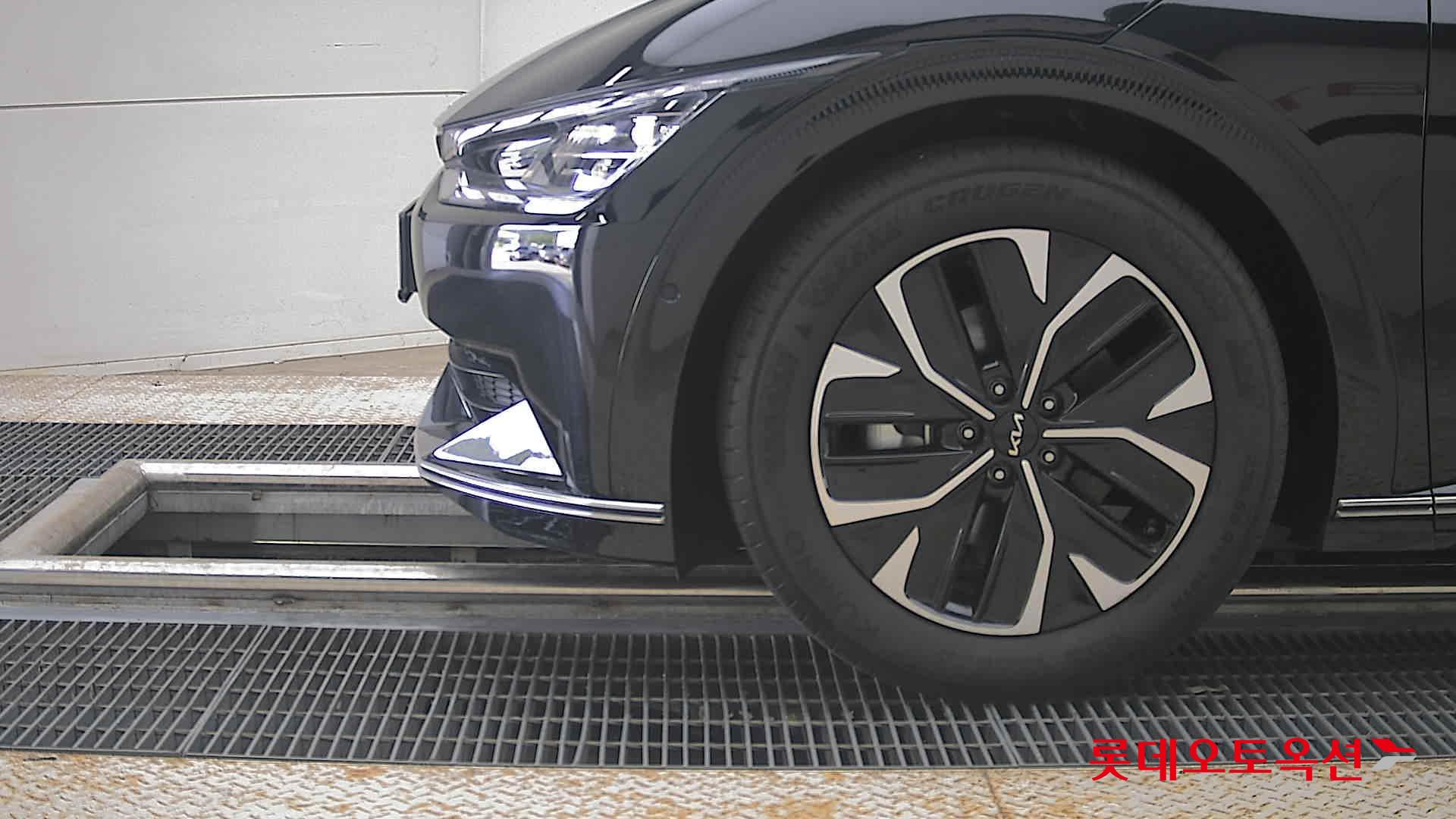 2023 - kia ev6