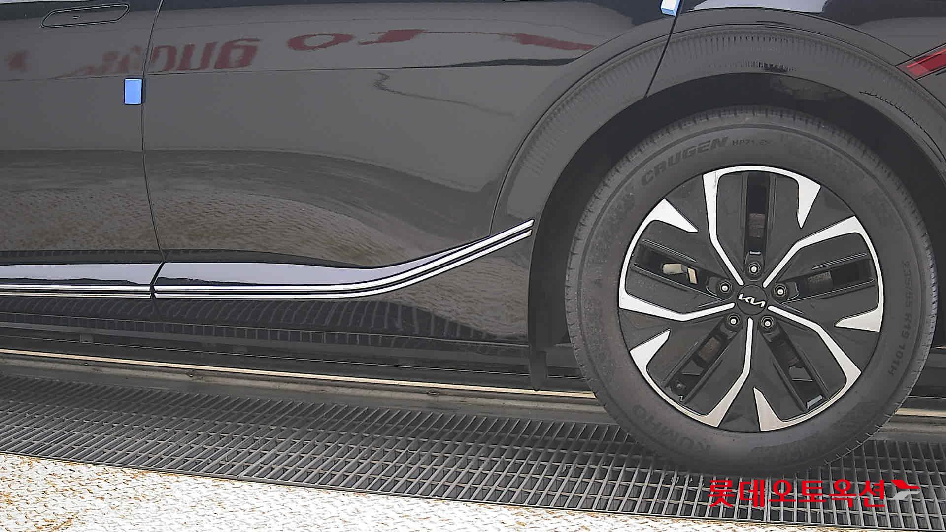 2023 - kia ev6