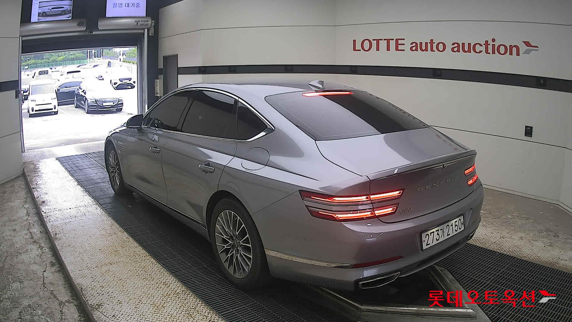2021 - genesis g80