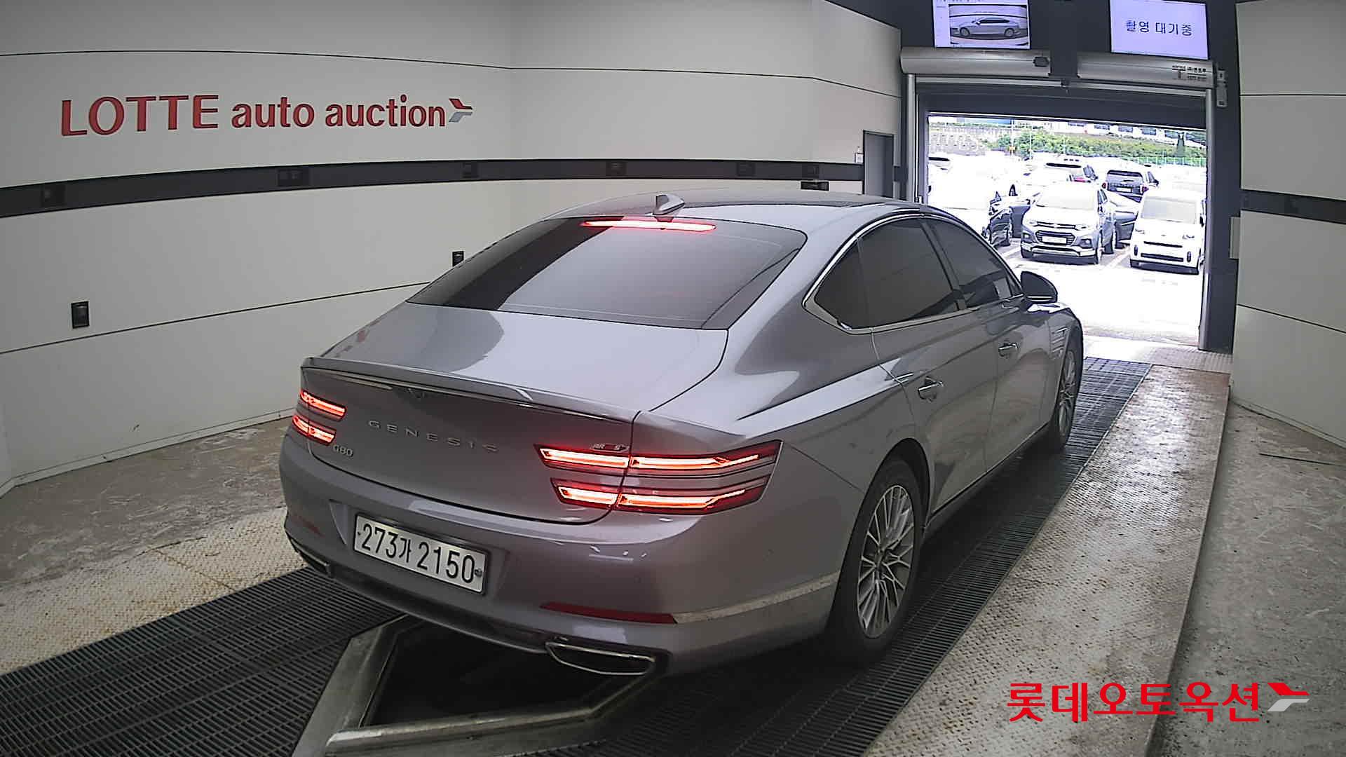 2021 - genesis g80