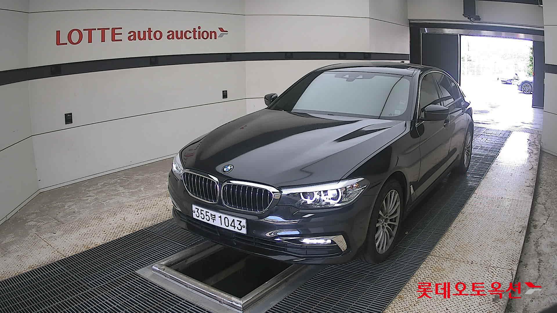 2020 - bmw 520i