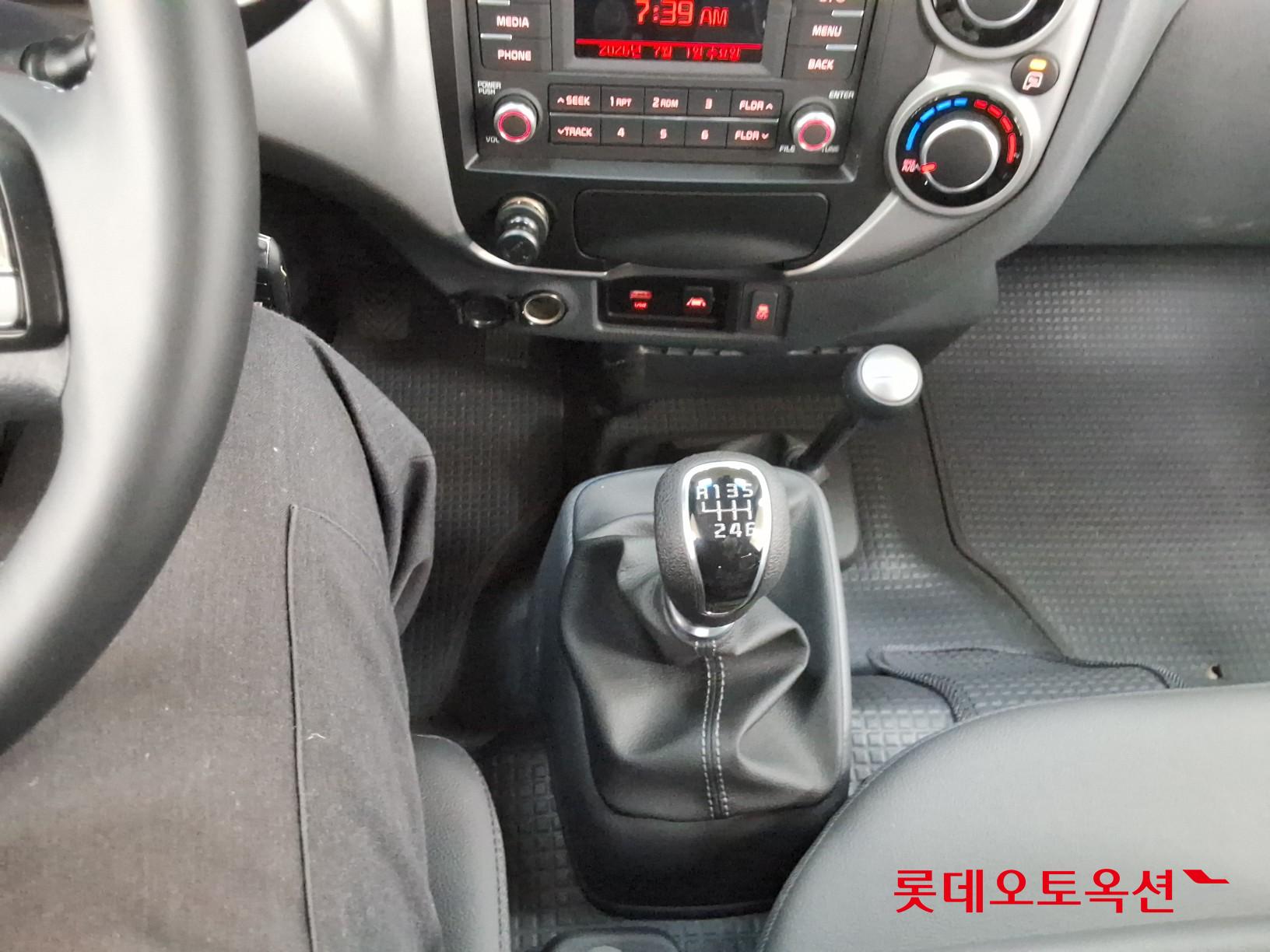 2022 - kia bongo