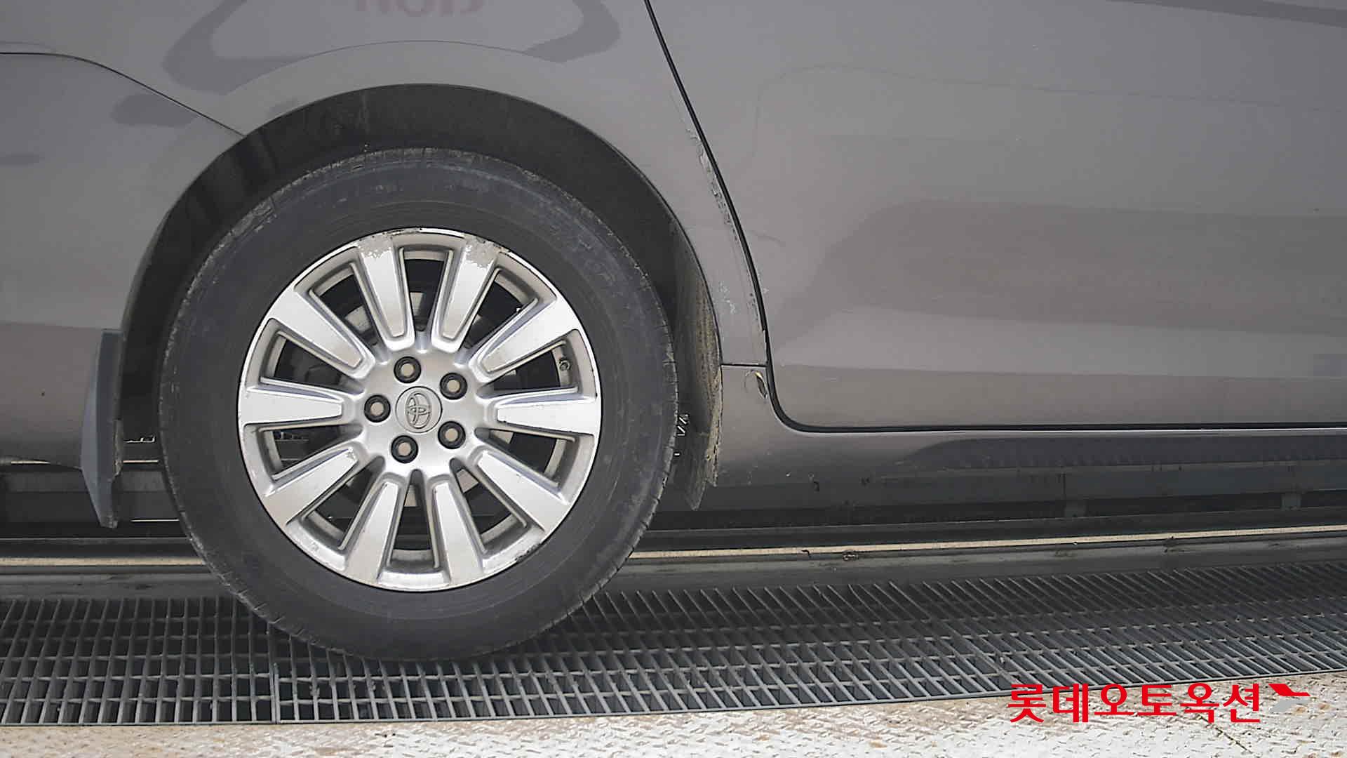 2017 - toyota sienna