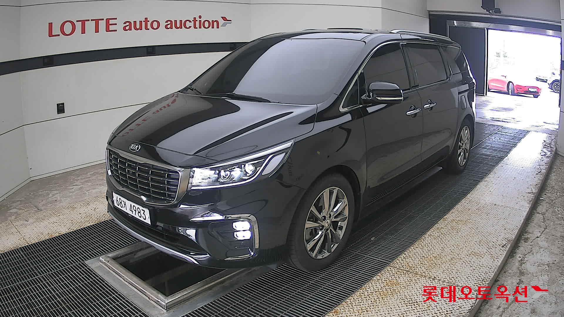 2019 - kia carnival