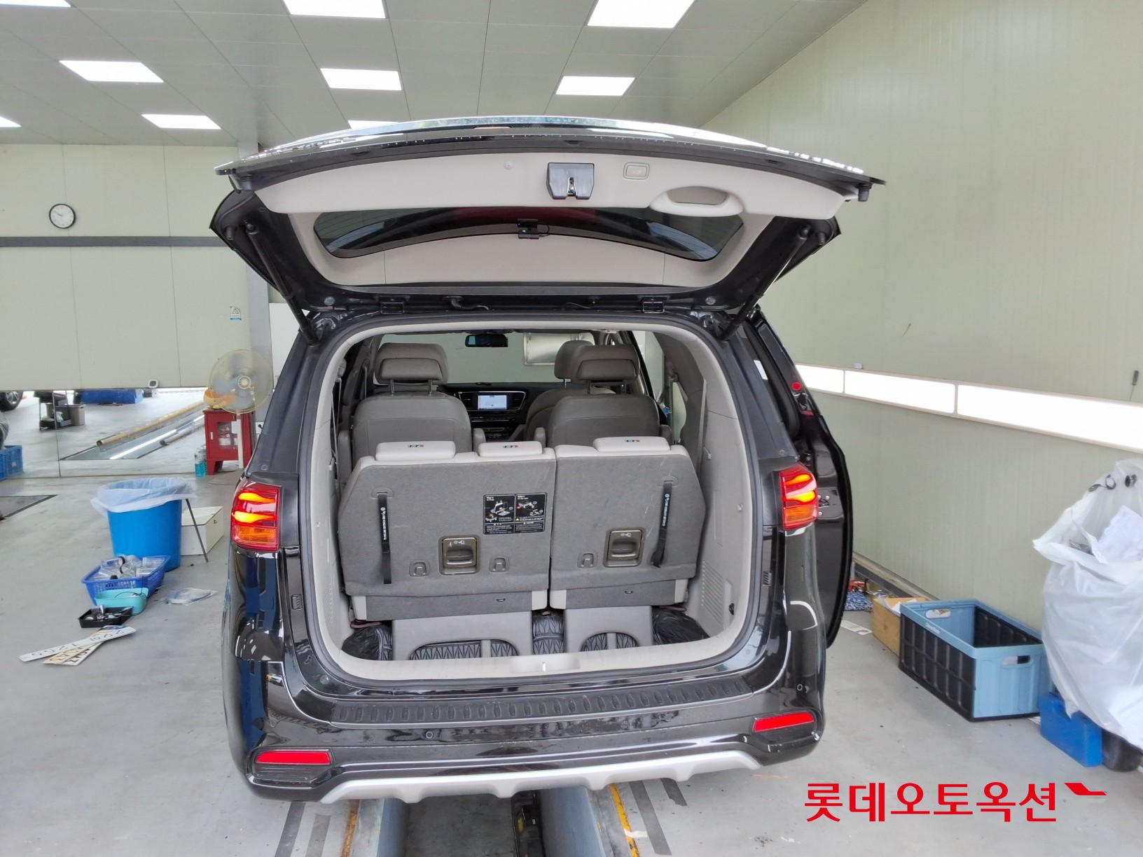 2019 - kia carnival