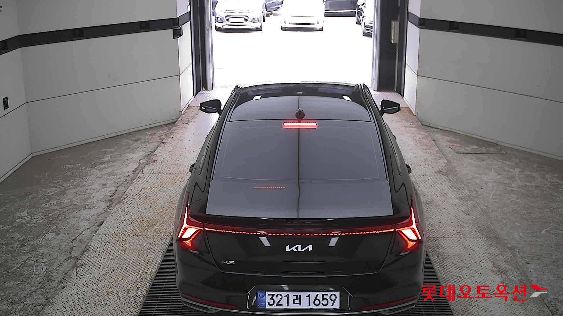 2022 - kia k8